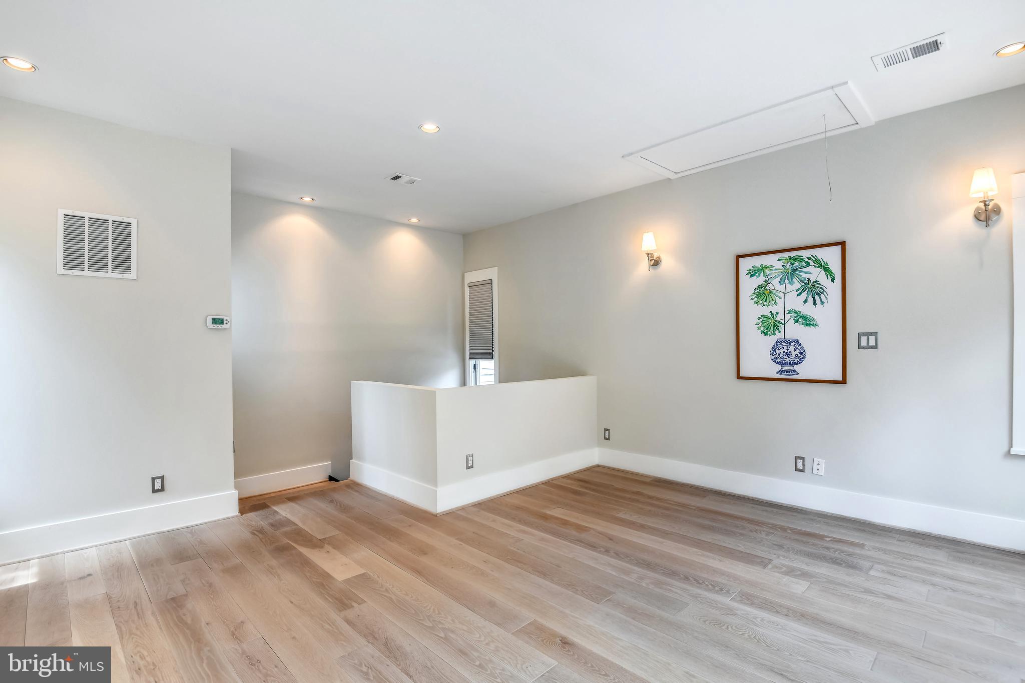 GENERAL COOPER ESTATES - Residential