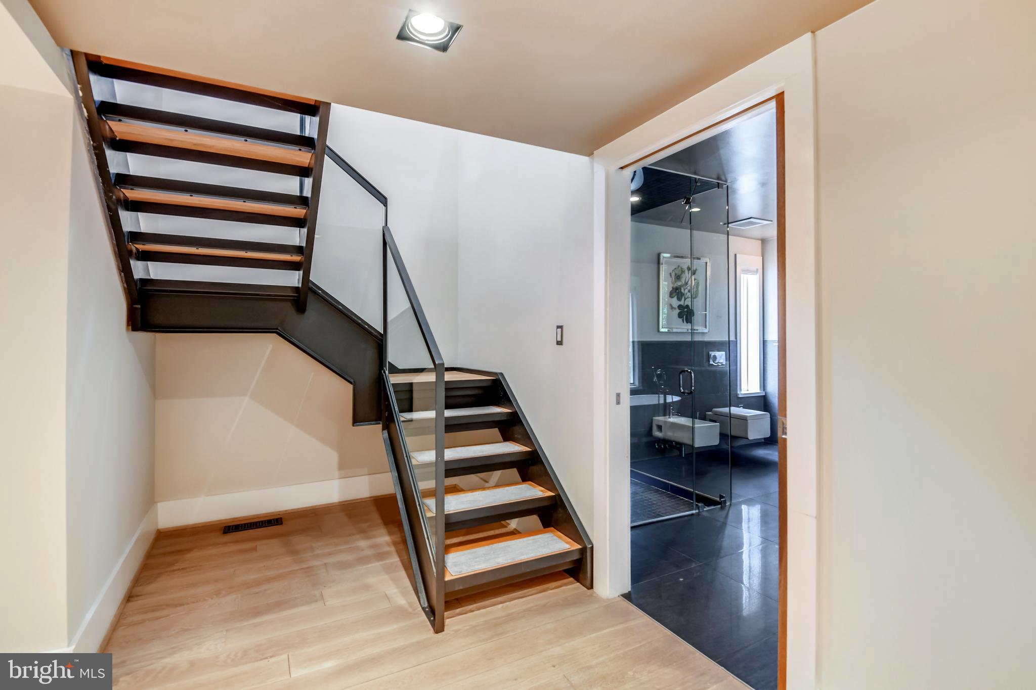 GENERAL COOPER ESTATES - Residential