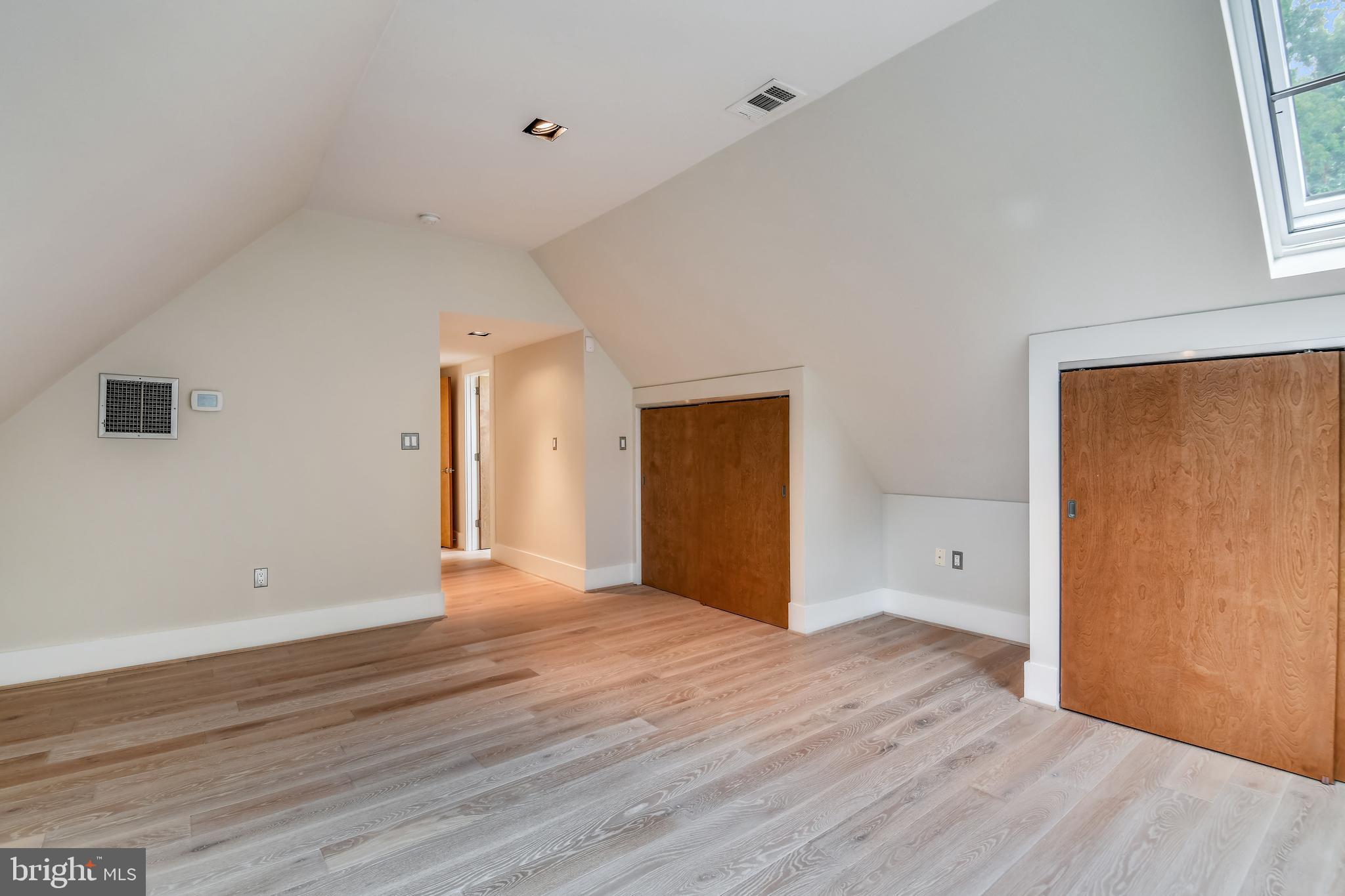 GENERAL COOPER ESTATES - Residential