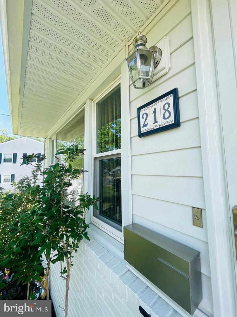 218 HENDRICKSON AVENUE