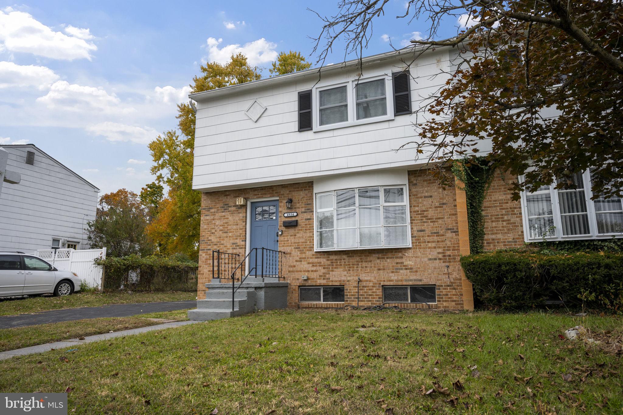 CROWN ESTATES - Residential