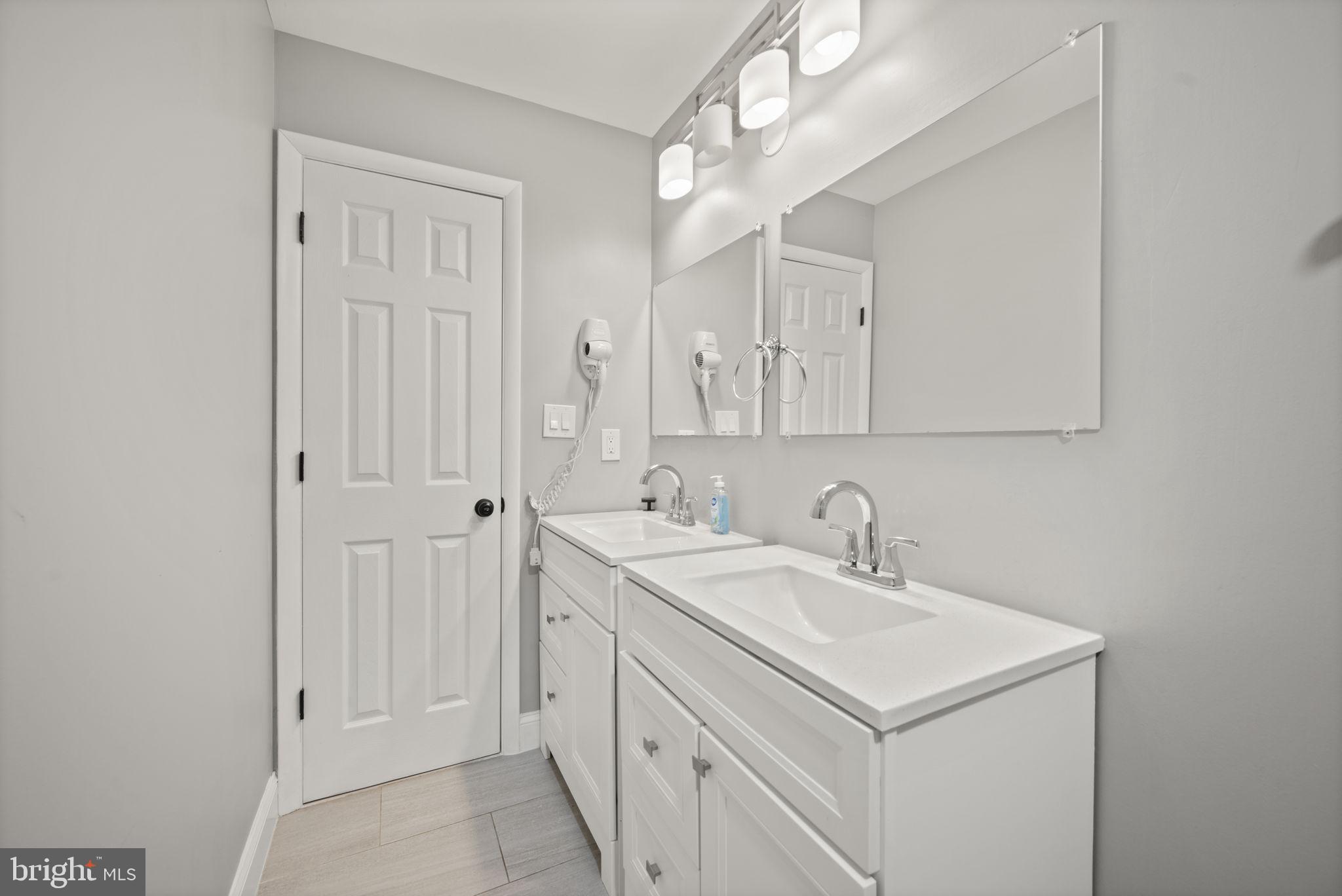 CROWN ESTATES - Residential