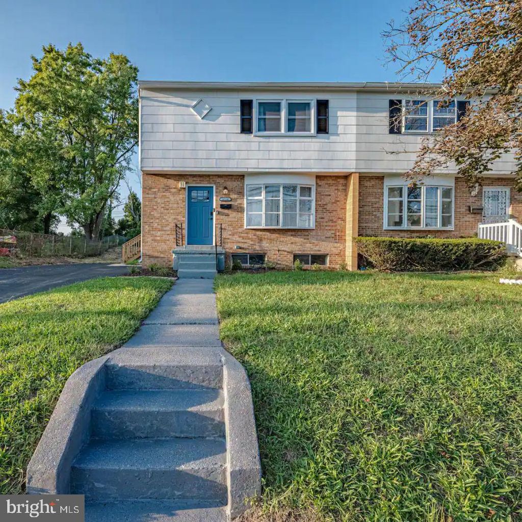 Photo of 4934 Old Court Road, RANDALLSTOWN, MD 21133 (MLS # MDBC2144242)