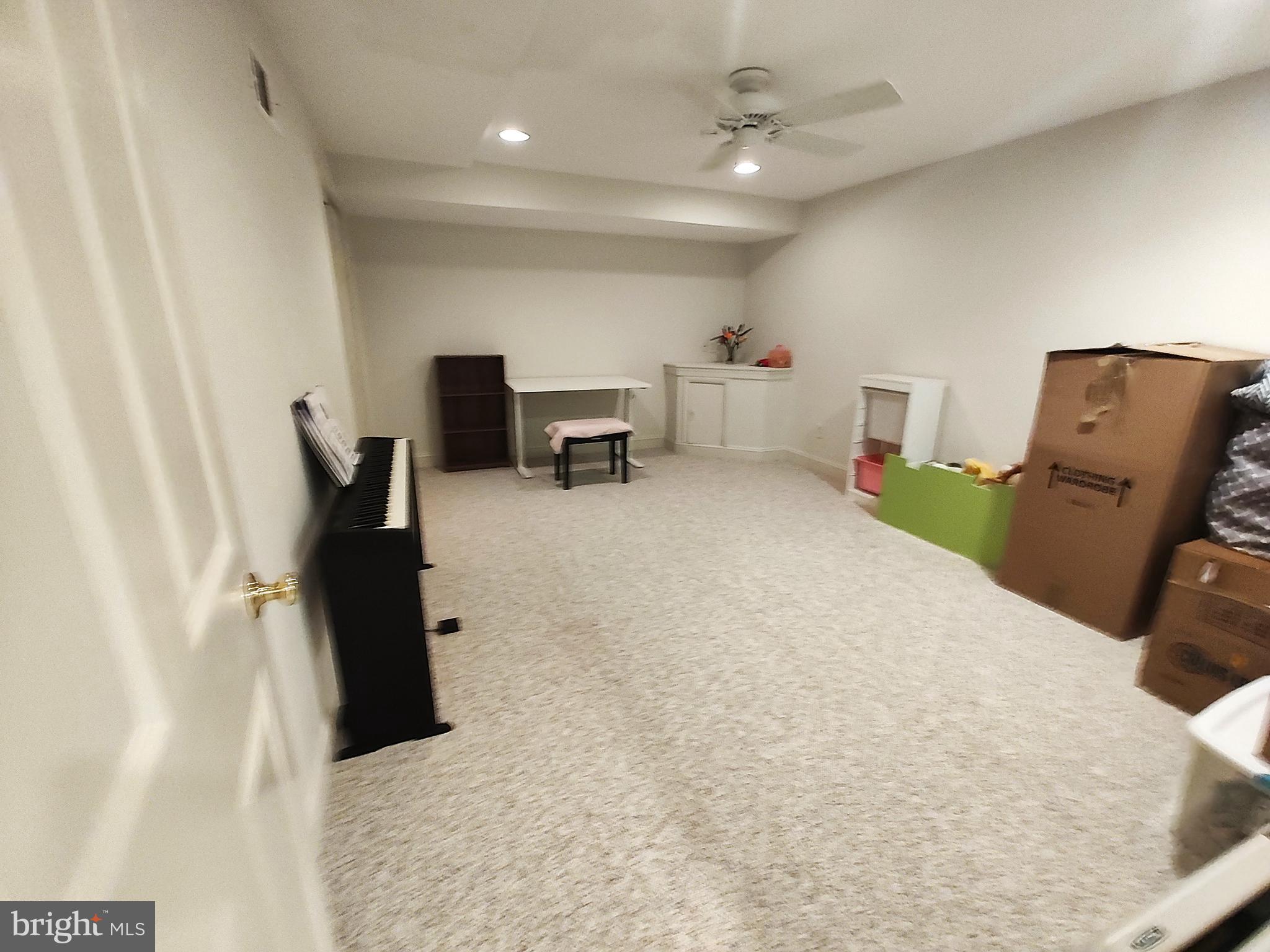 BLUE BELL CC - Residential Lease