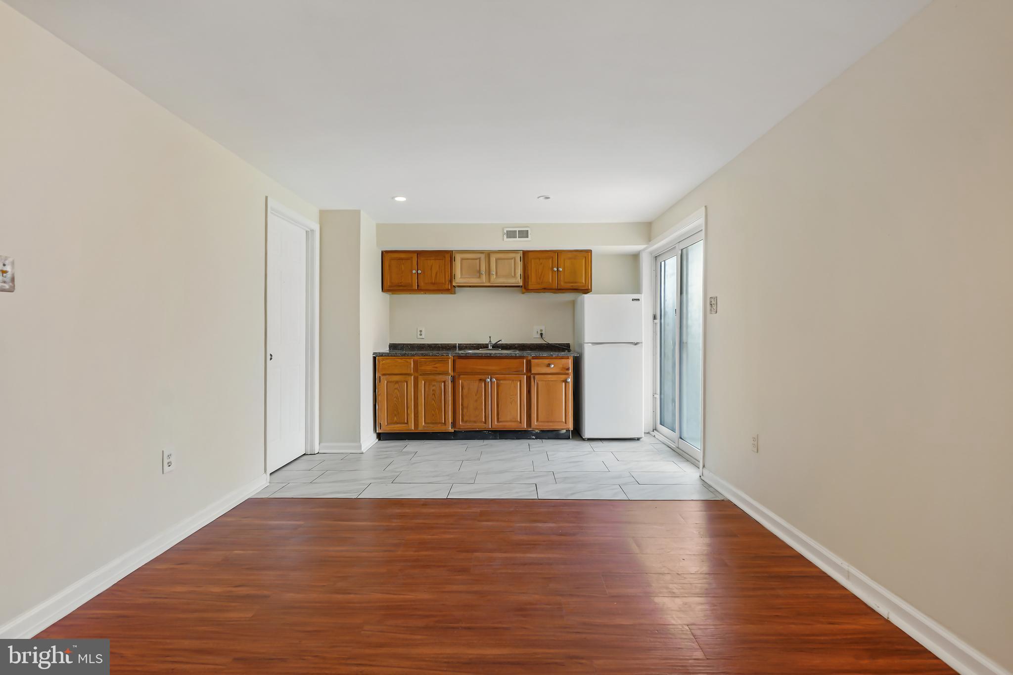 CALVERTON - Residential Lease