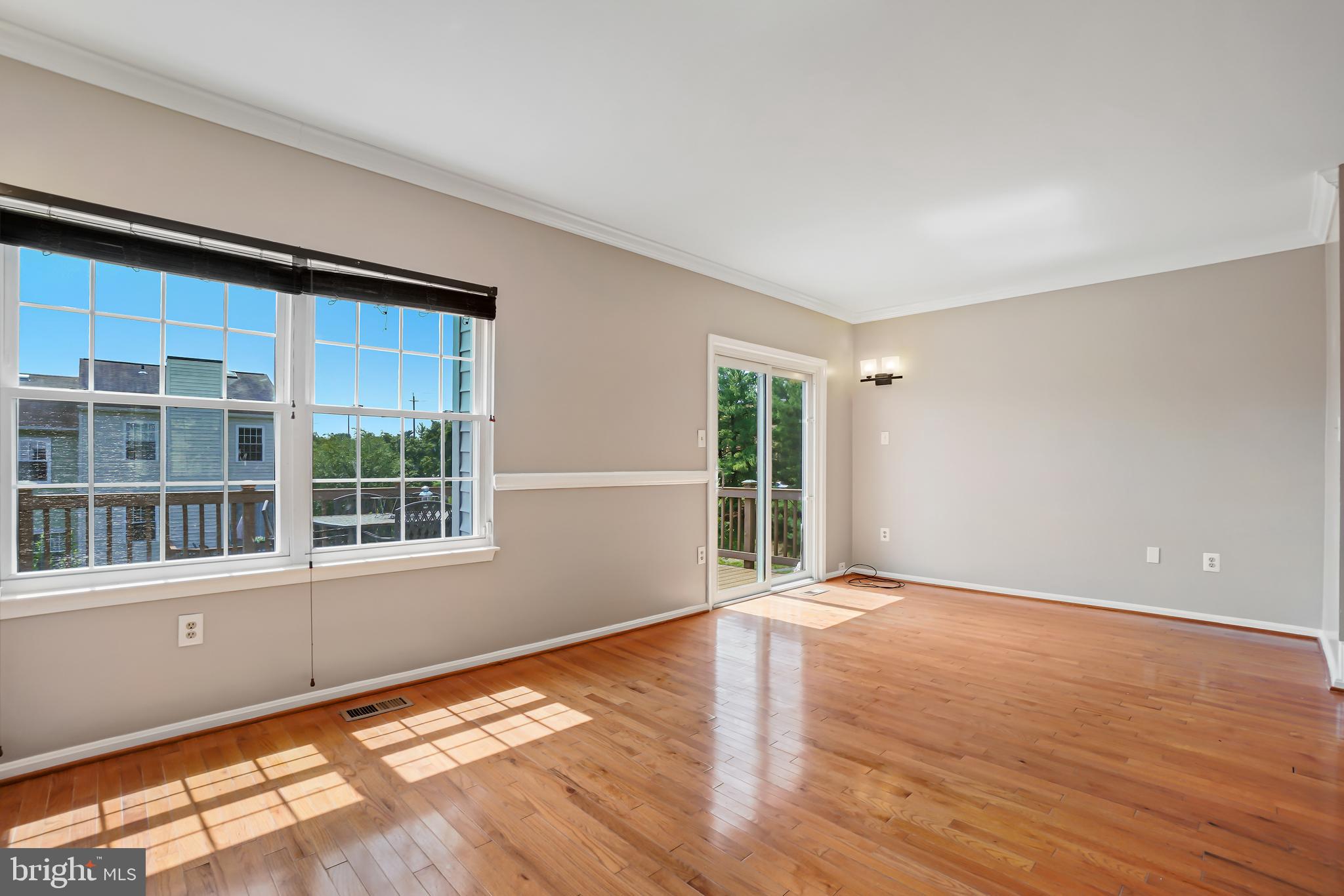 CALVERTON - Residential Lease