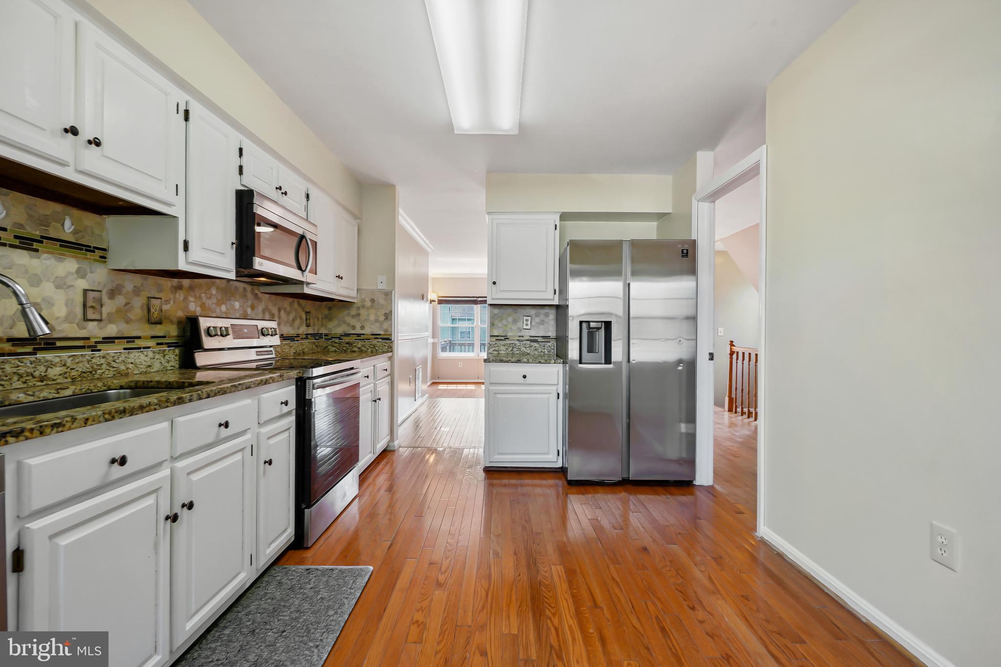 CALVERTON - Residential Lease