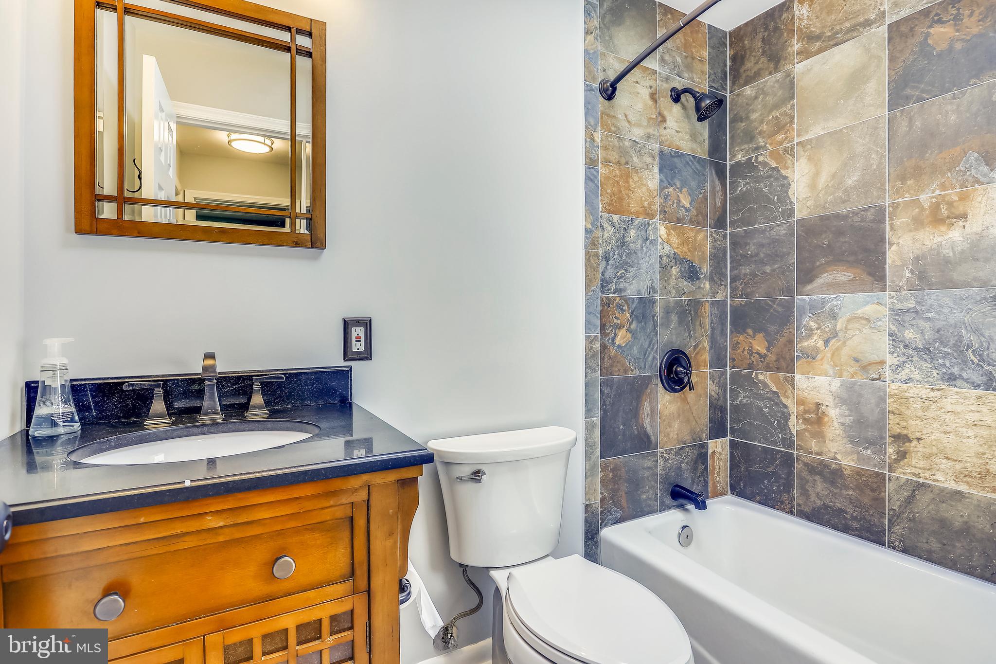 CABIN JOHN - Residential Lease