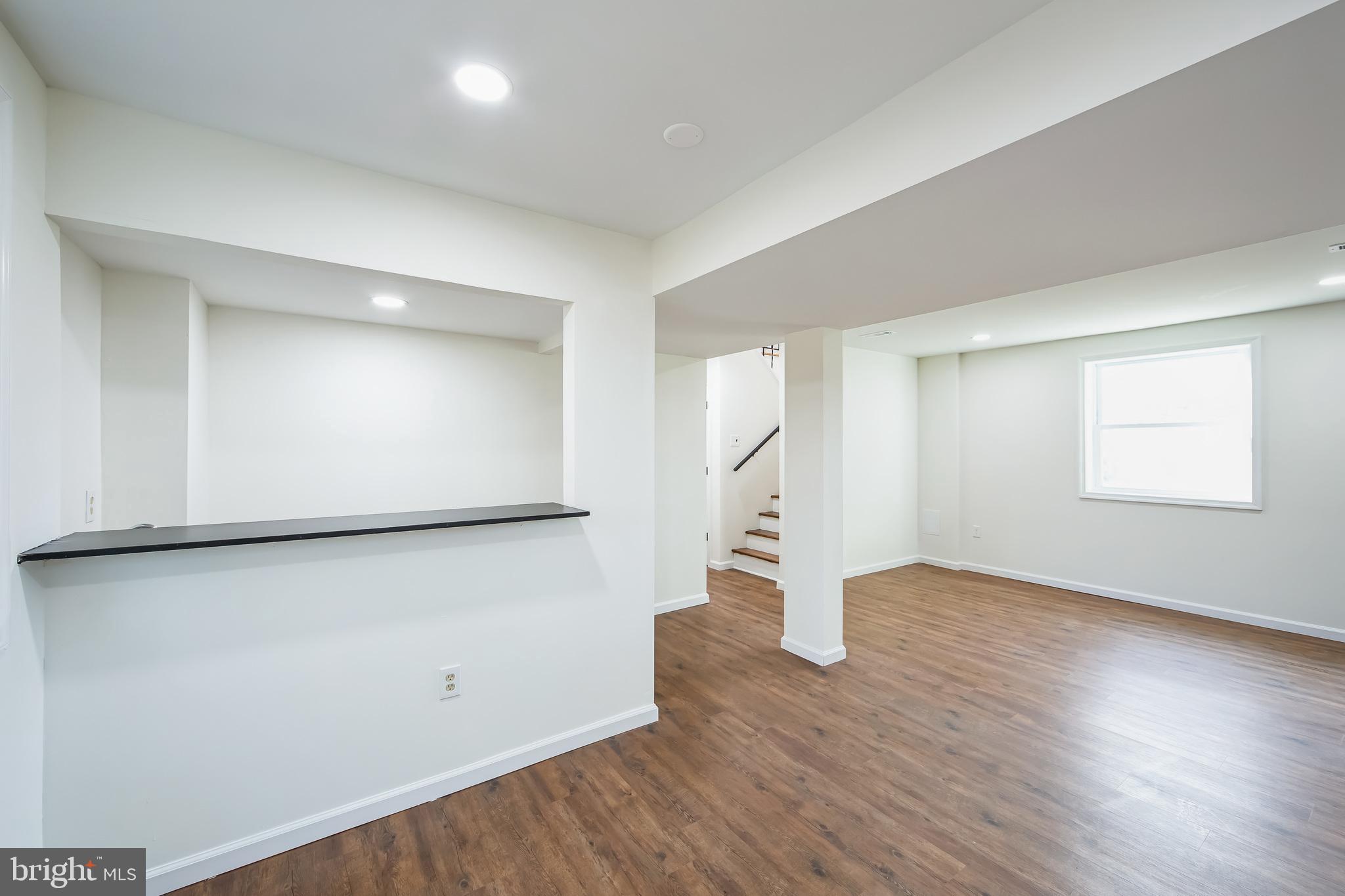 VALLEY FARM ESTATES - Residential