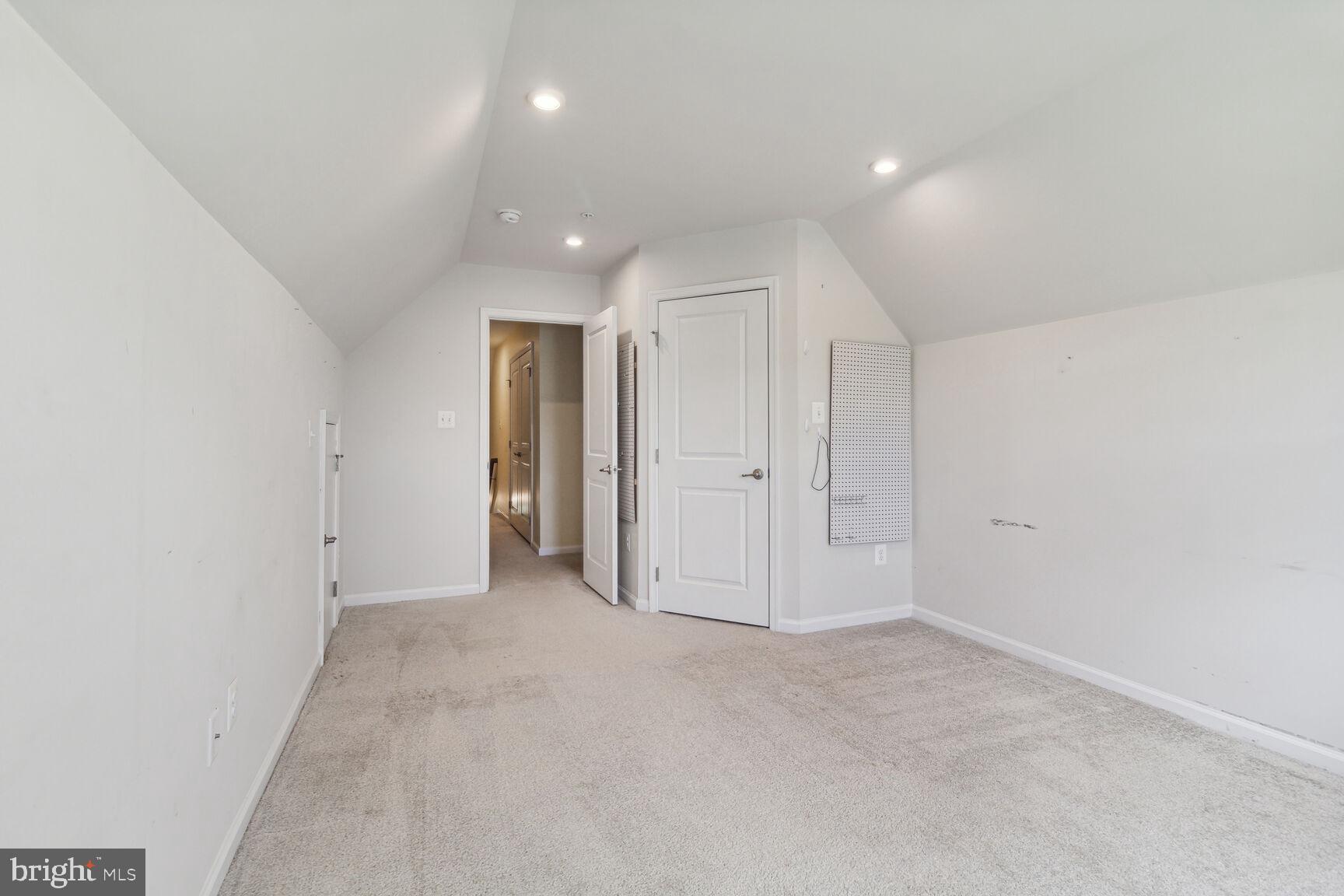 BALLENGER RUN - Residential