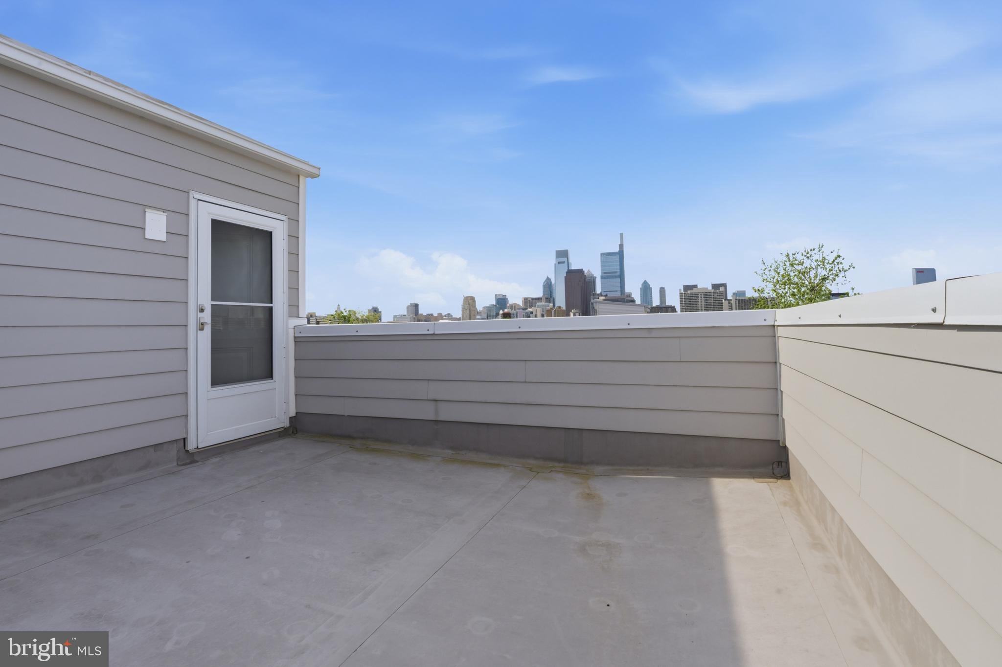 FAIRMOUNT - Residential