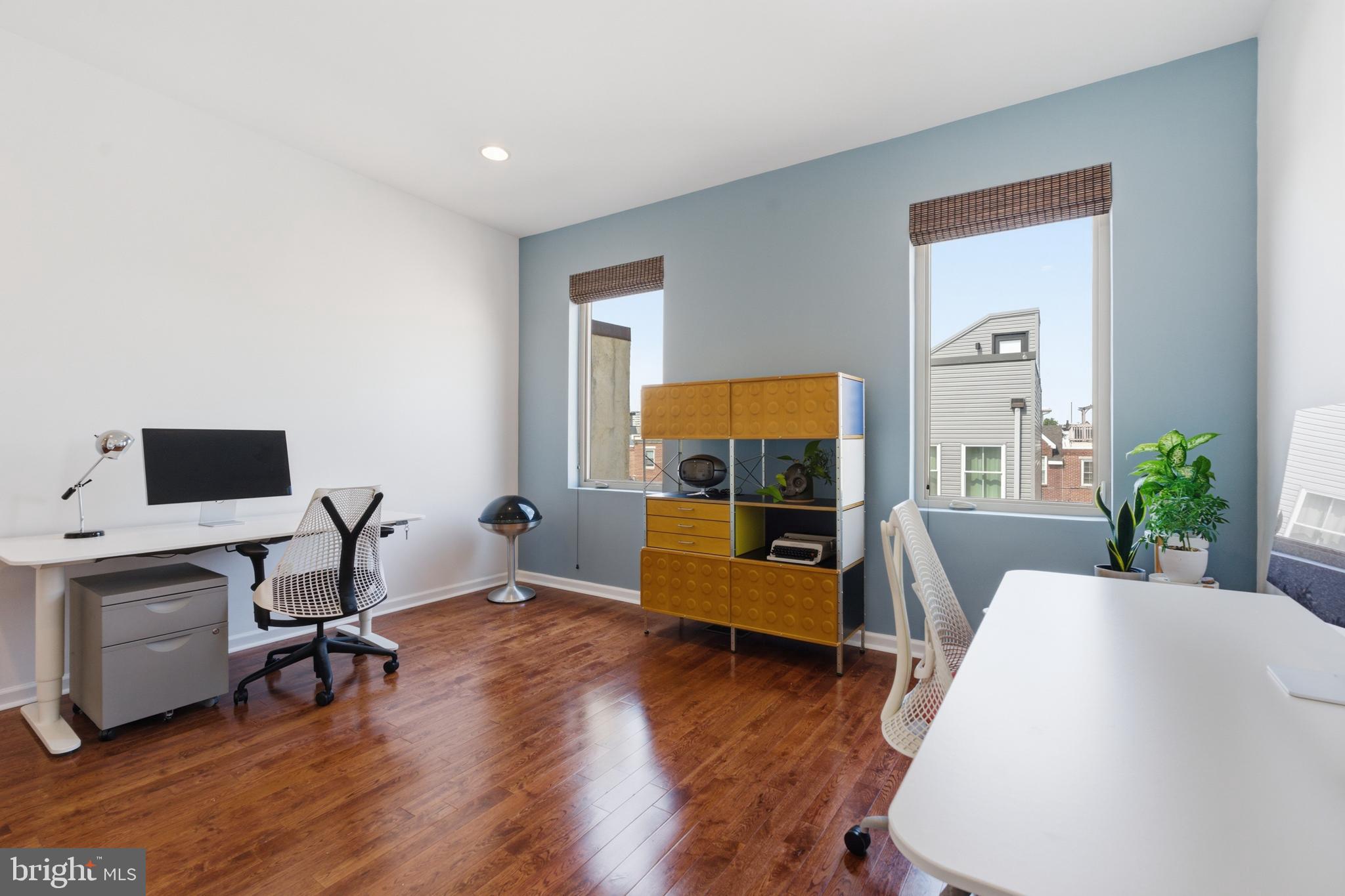 FAIRMOUNT - Residential