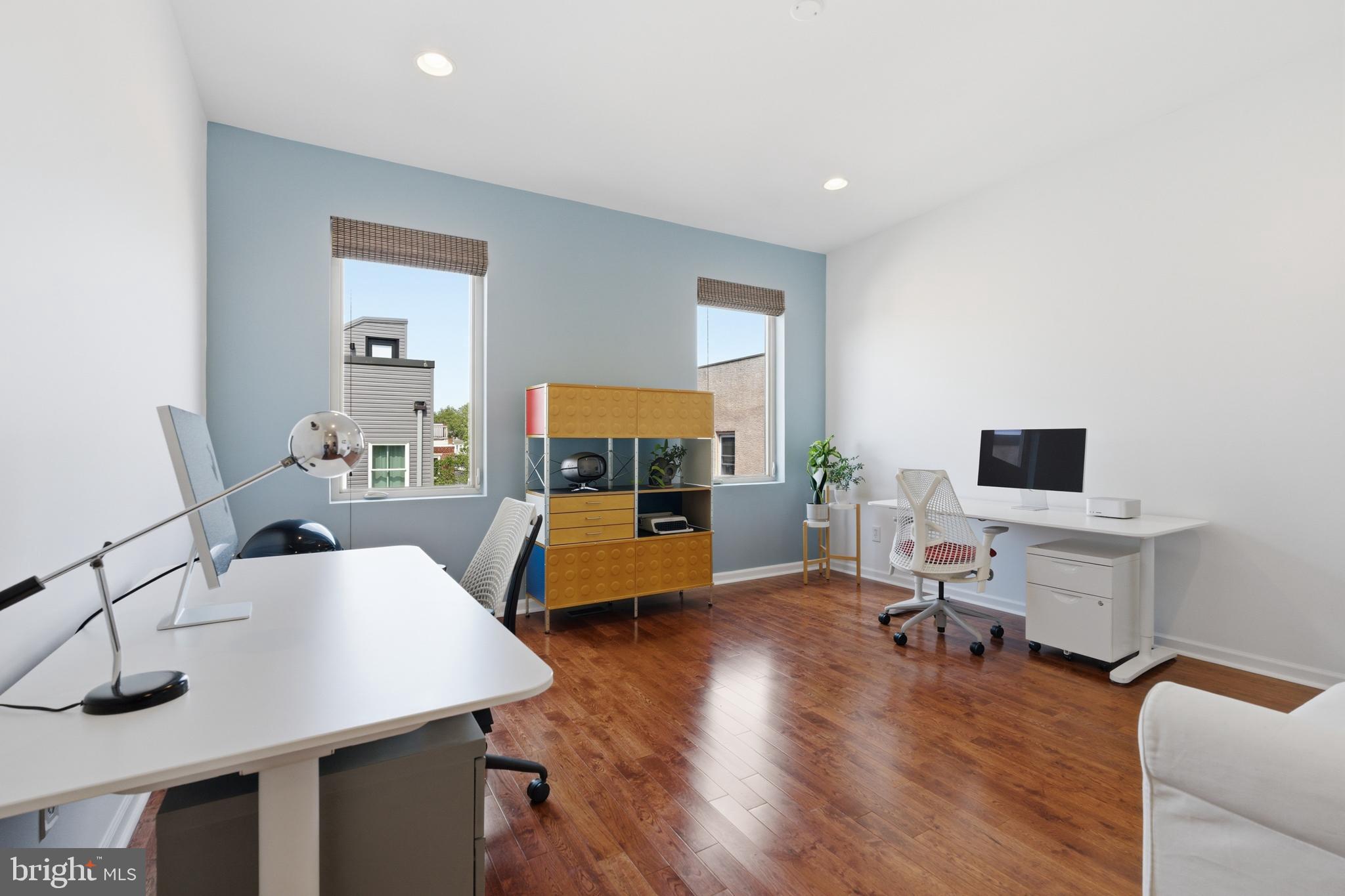FAIRMOUNT - Residential