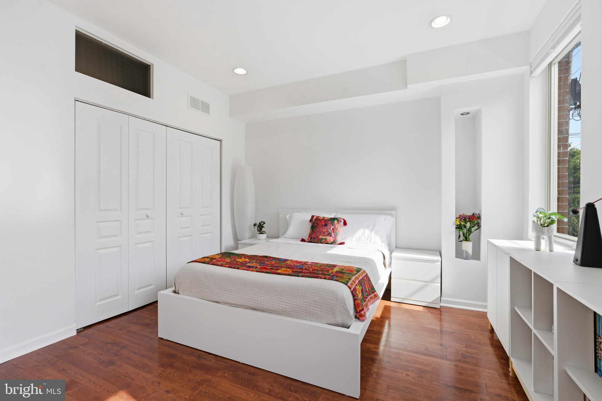 FAIRMOUNT - Residential