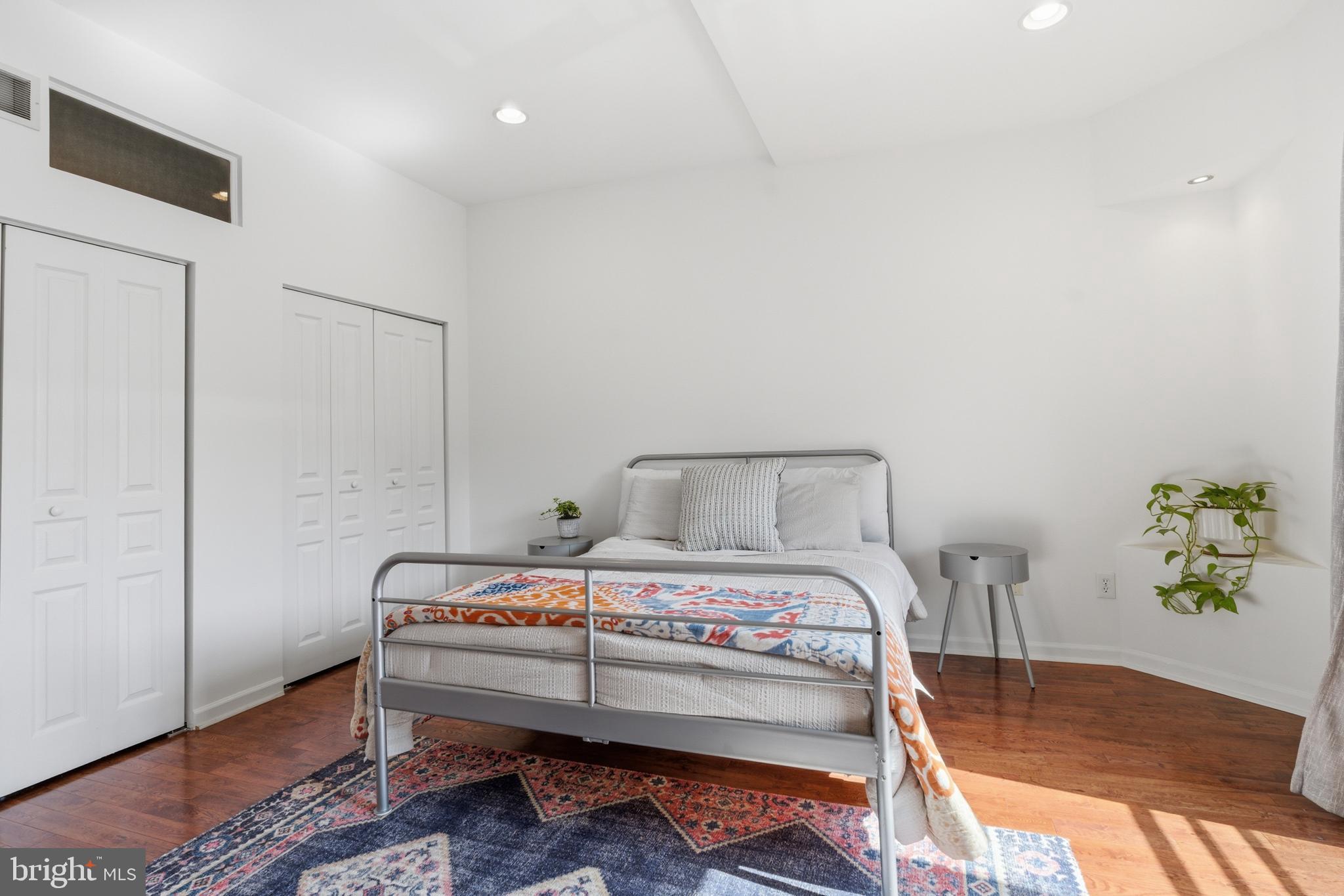 FAIRMOUNT - Residential