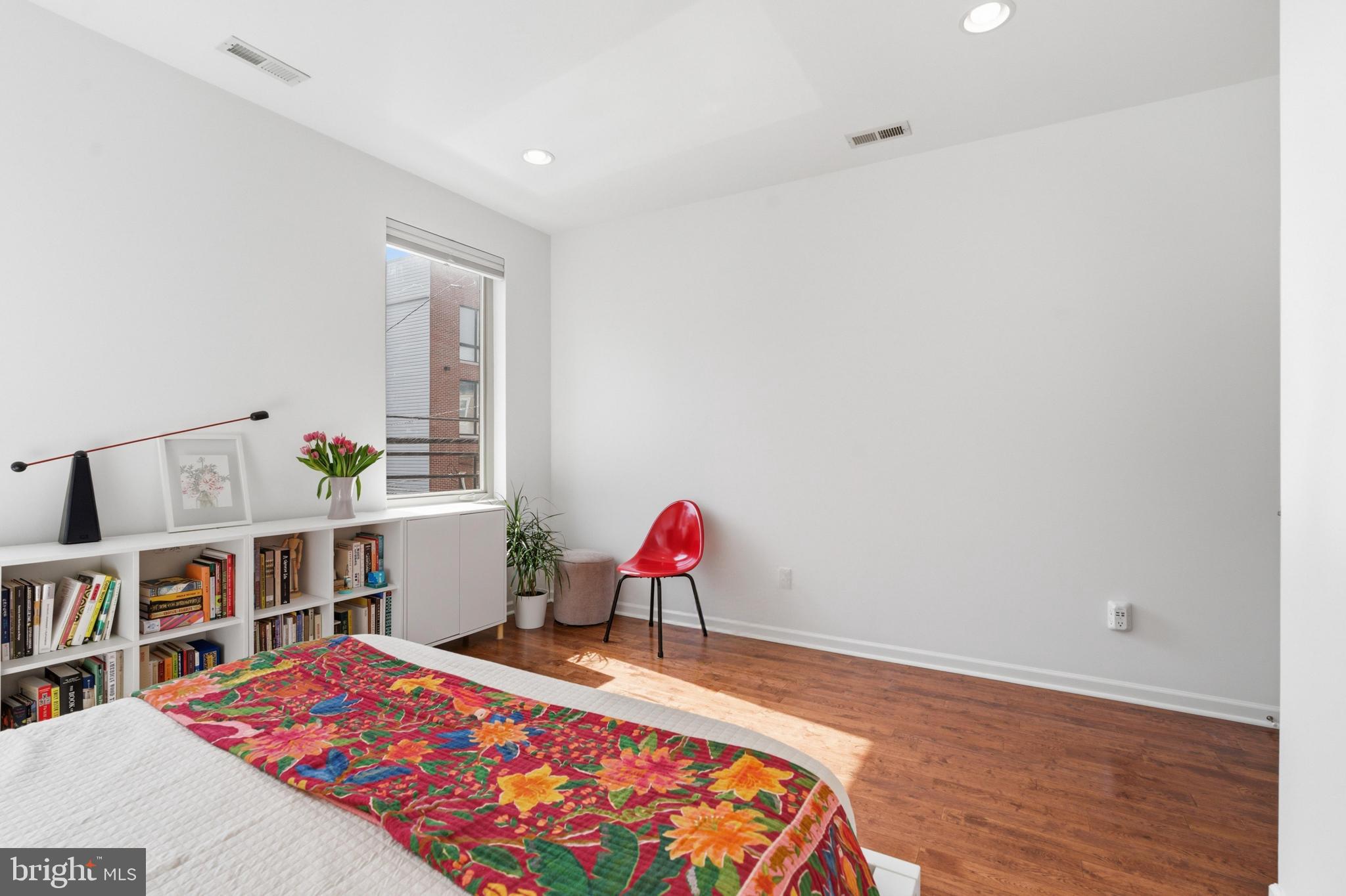 FAIRMOUNT - Residential