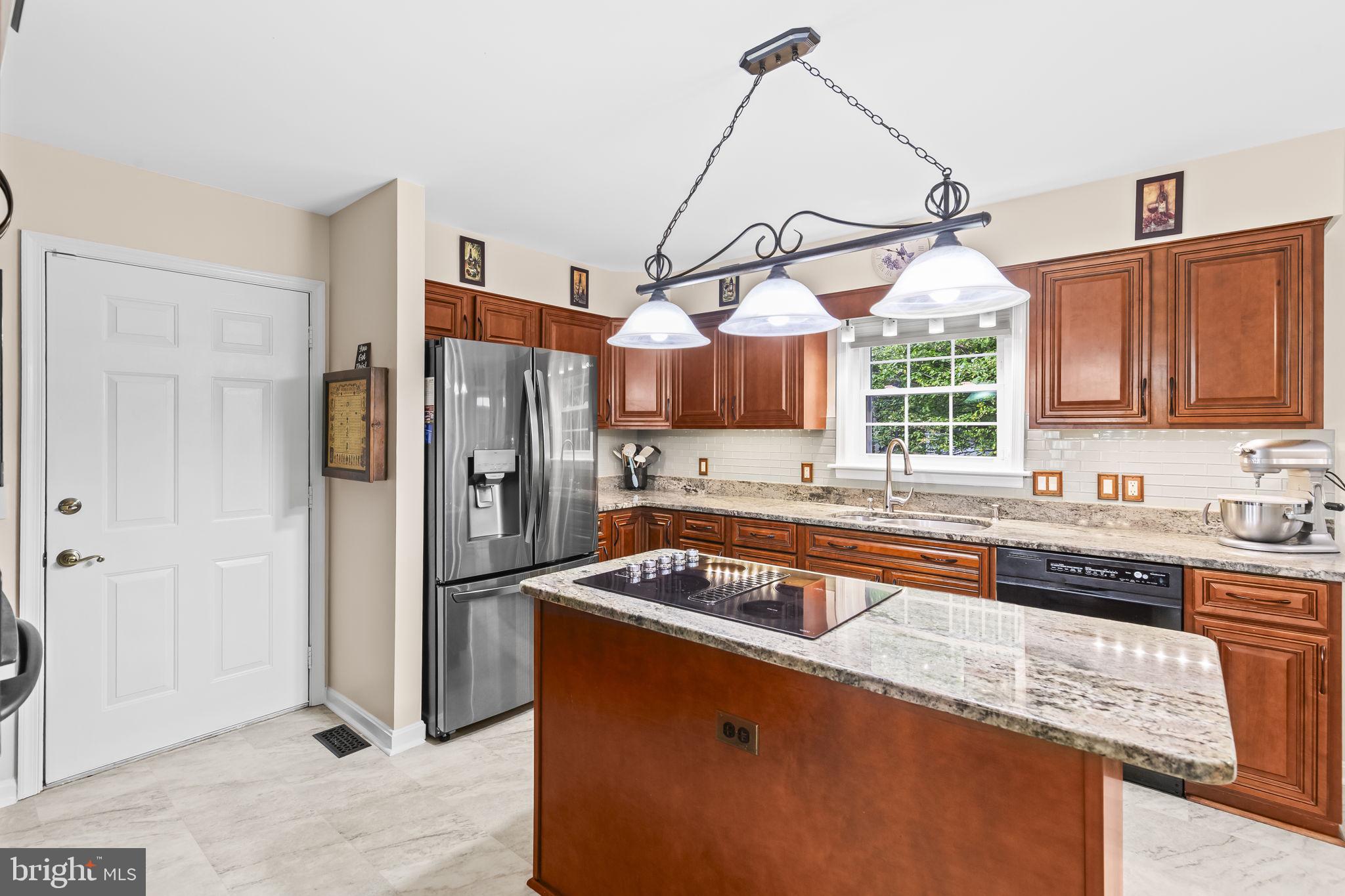 8919 COTTONGRASS STREET