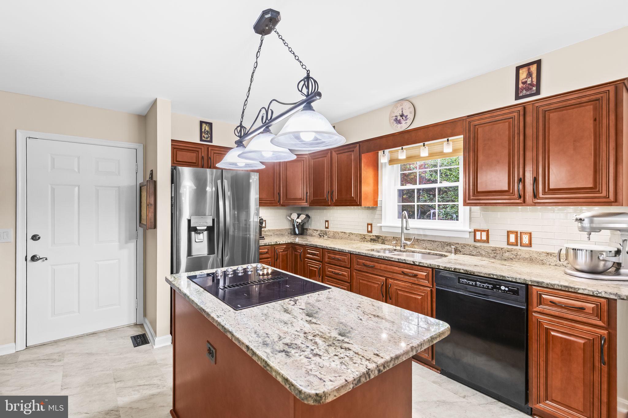 8919 COTTONGRASS STREET