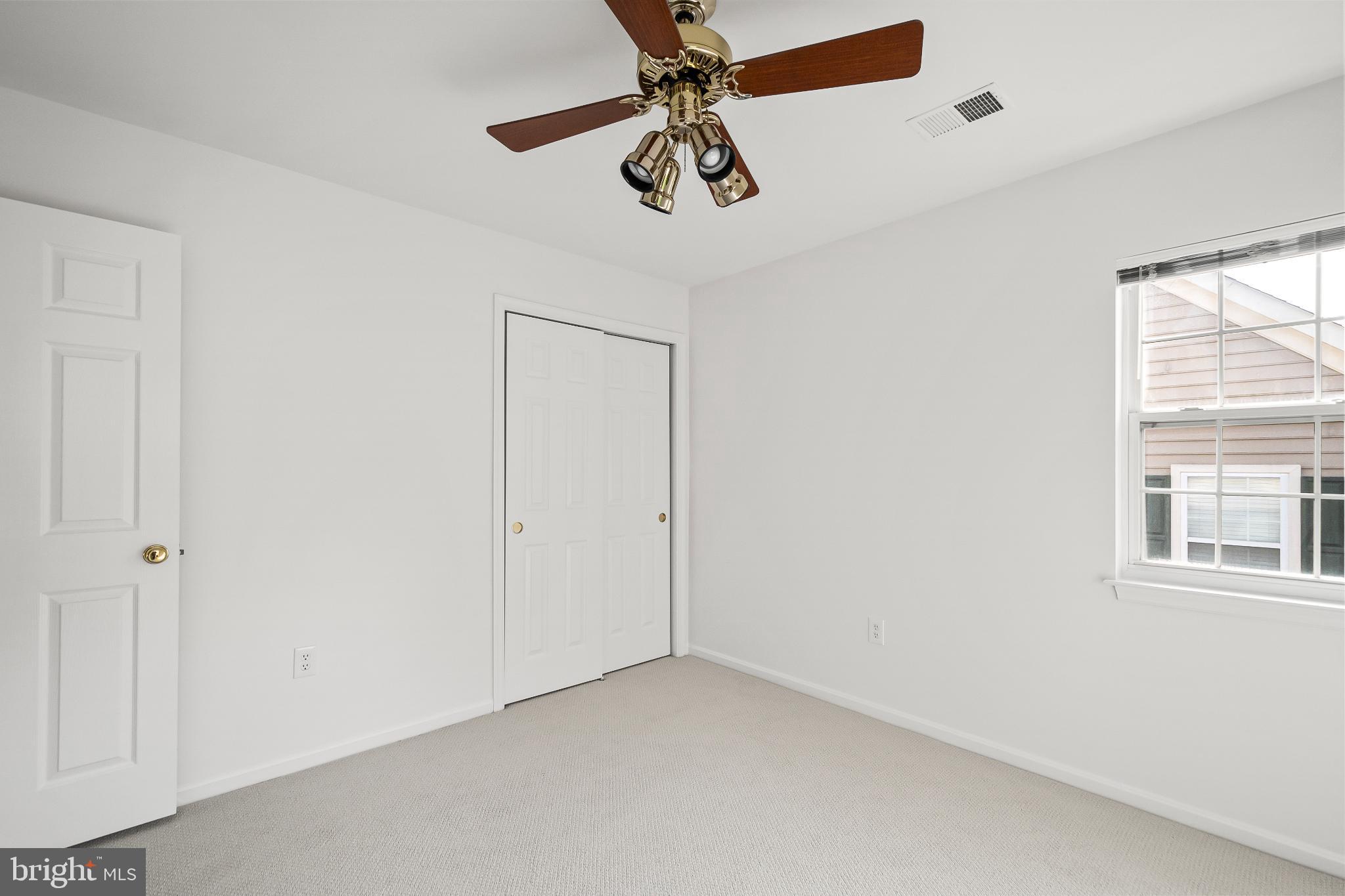 KINGSTOWNE - Residential