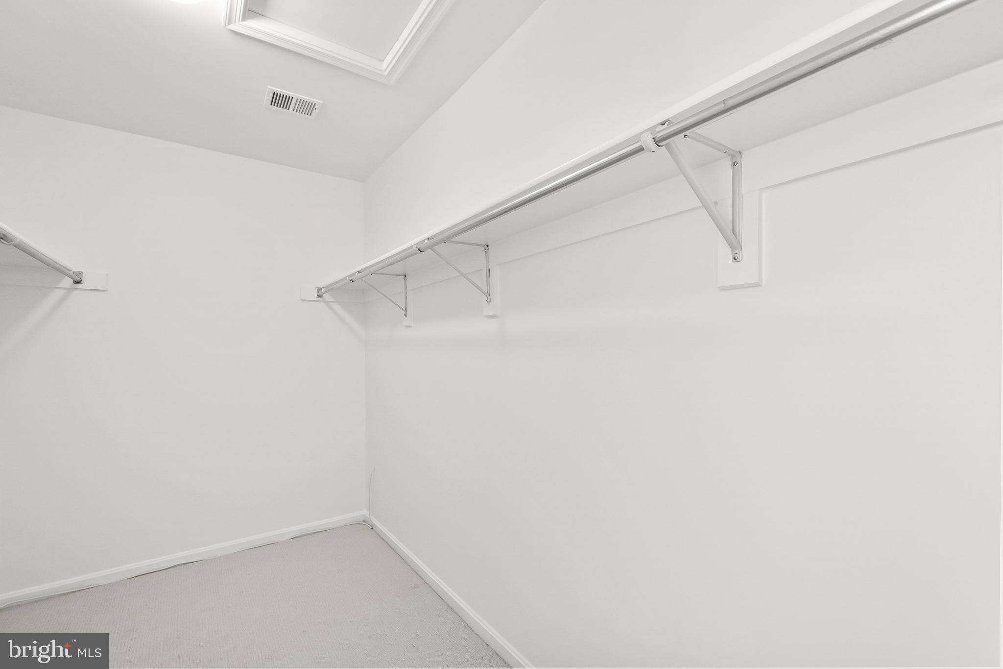 KINGSTOWNE - Residential