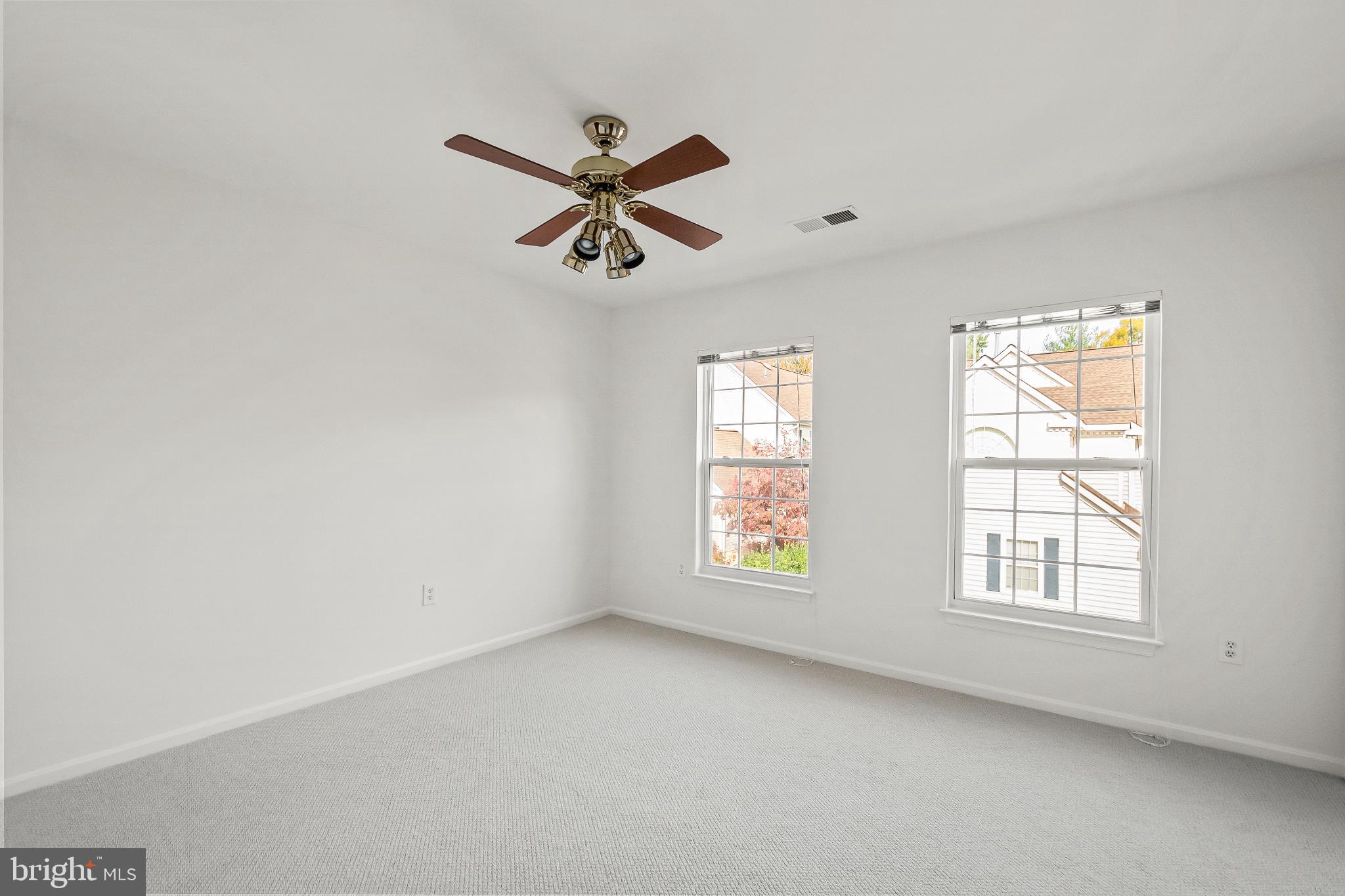 KINGSTOWNE - Residential