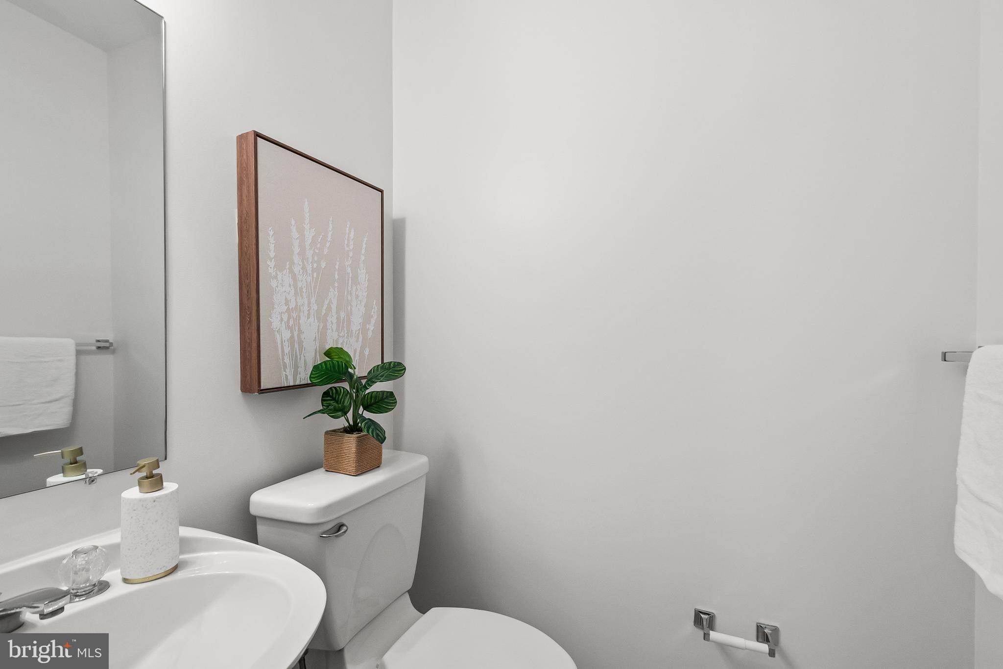 KINGSTOWNE - Residential