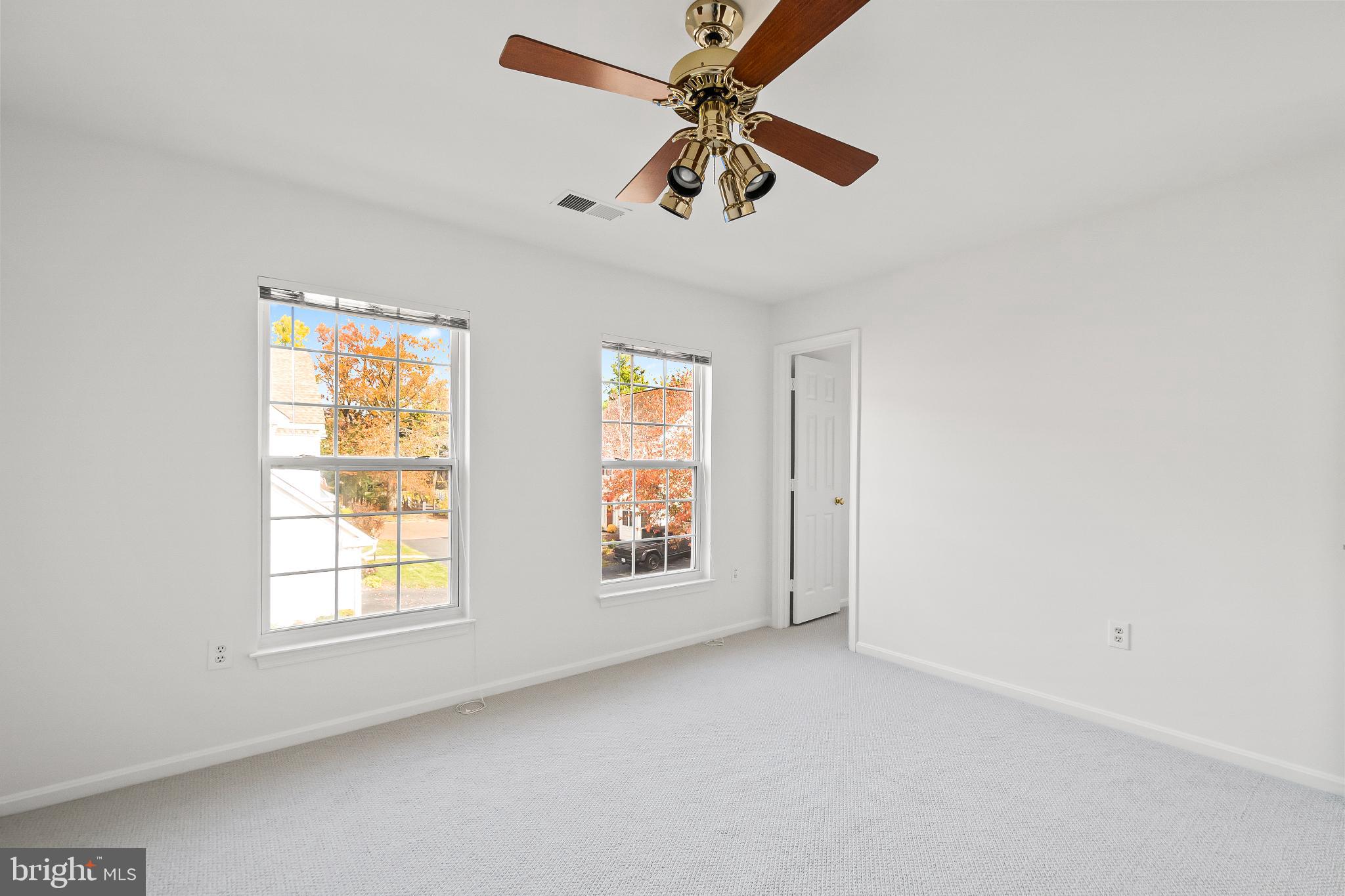 KINGSTOWNE - Residential