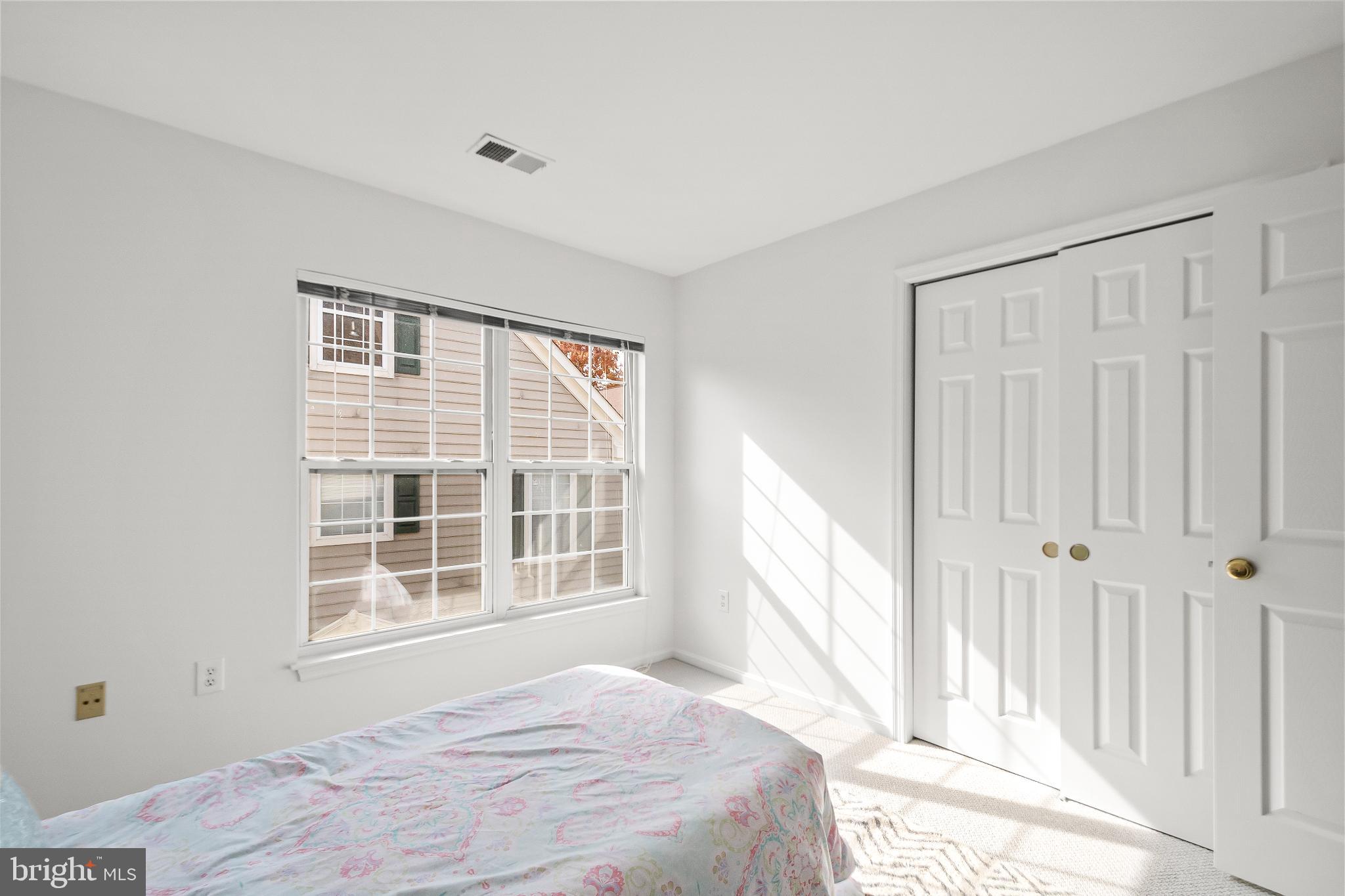 KINGSTOWNE - Residential