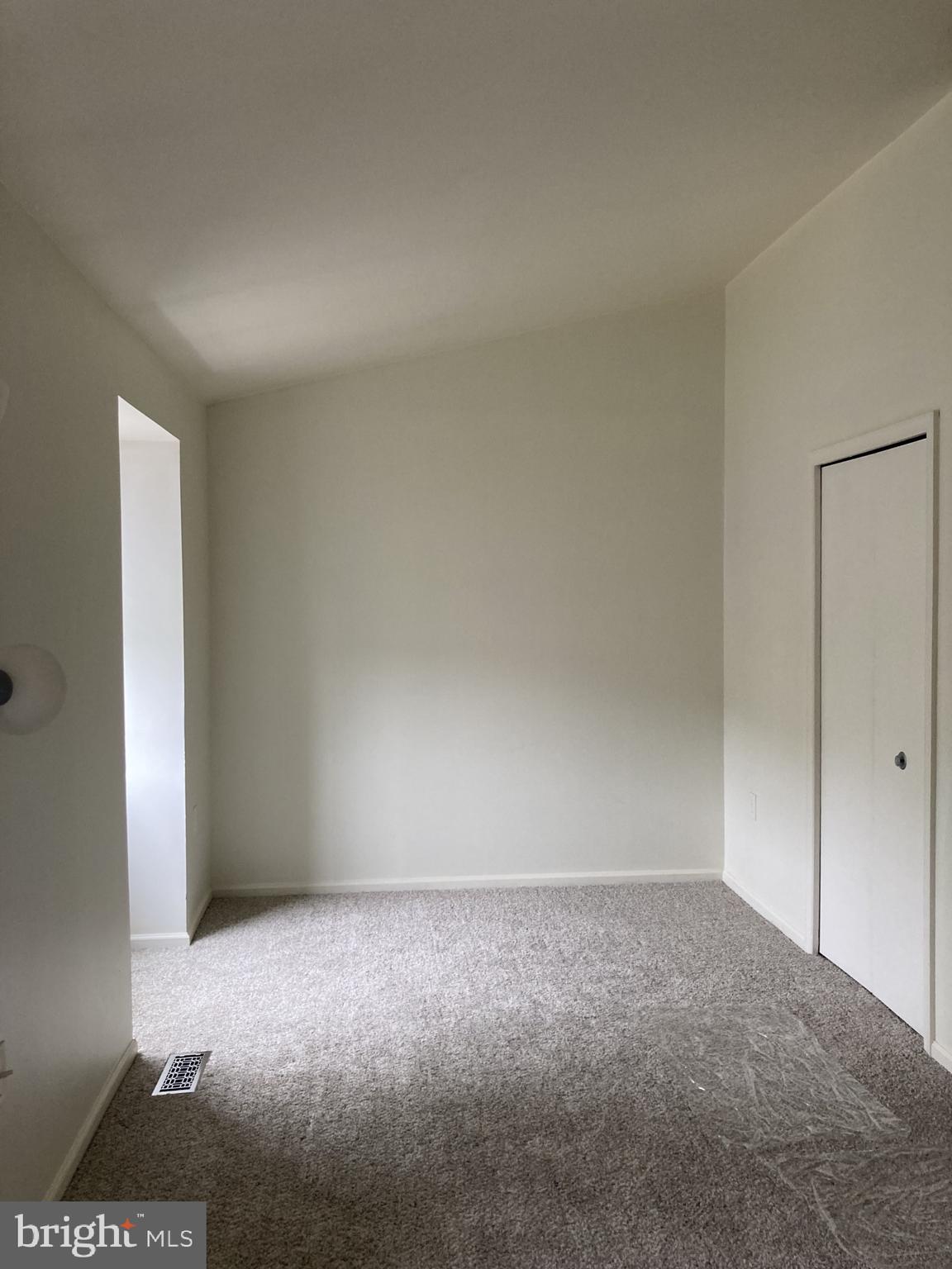 HILLCREST ORCHARDS - Residential