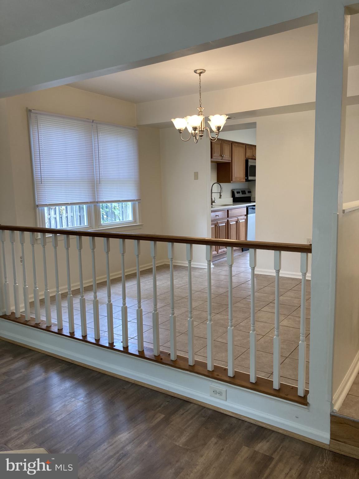 HILLCREST ORCHARDS - Residential