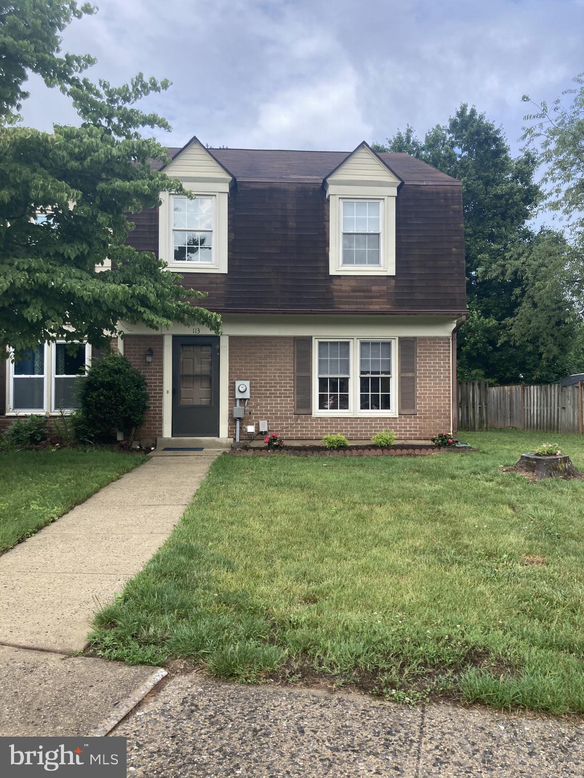 HILLCREST ORCHARDS - Residential