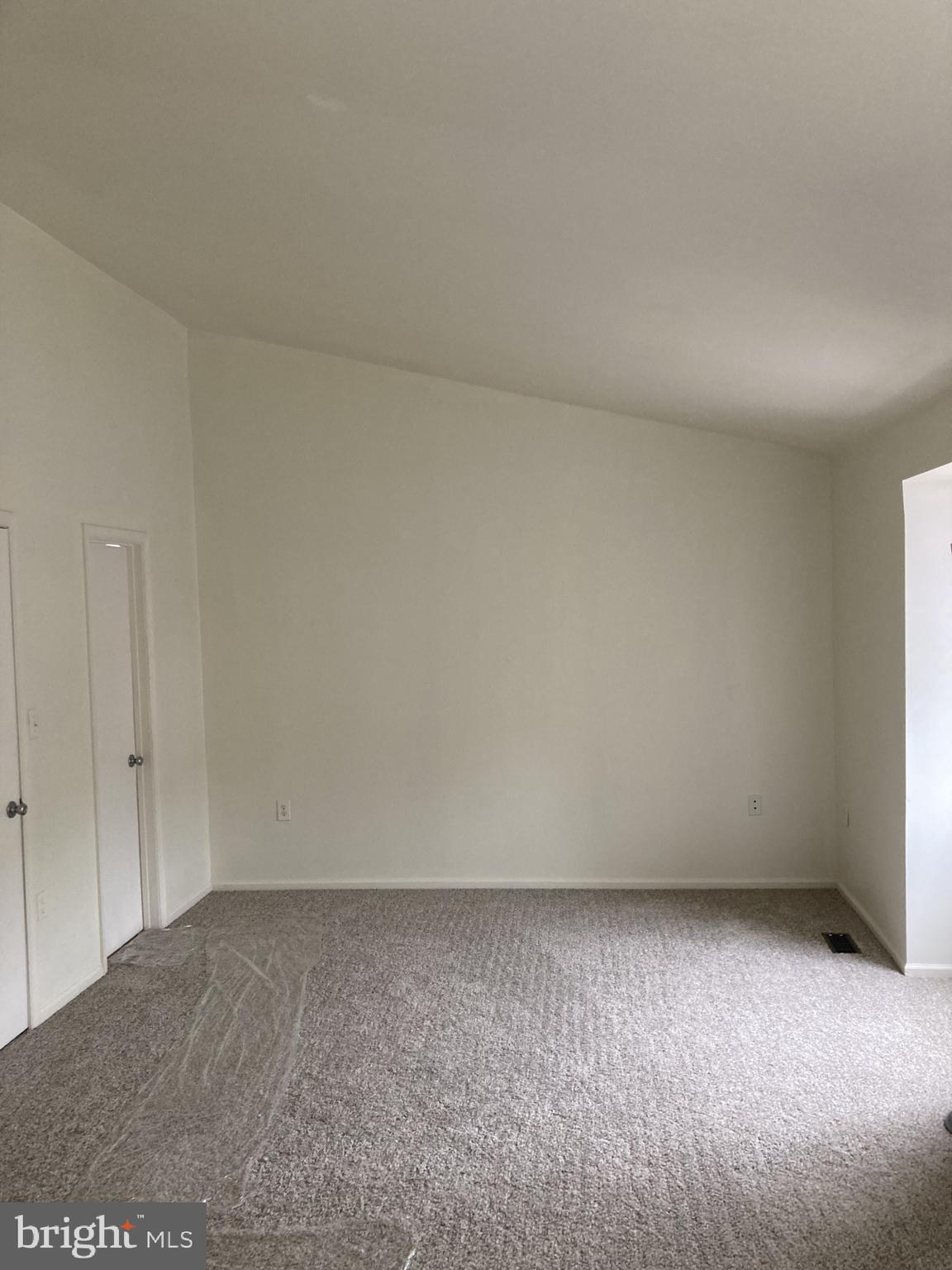 HILLCREST ORCHARDS - Residential