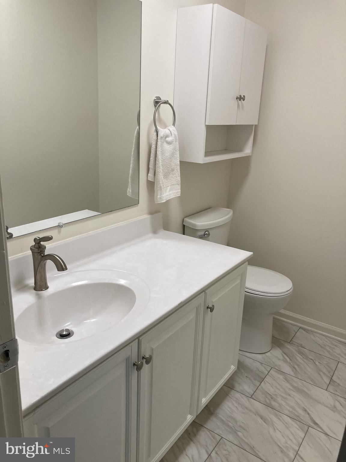 HILLCREST ORCHARDS - Residential