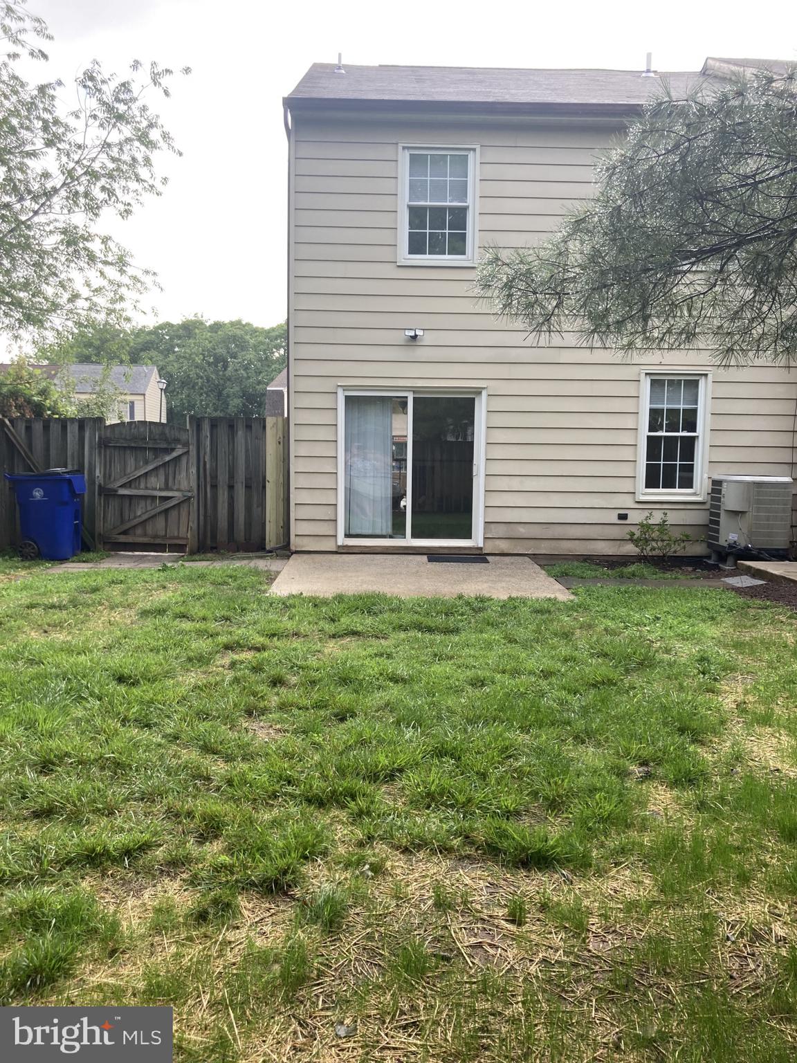 HILLCREST ORCHARDS - Residential