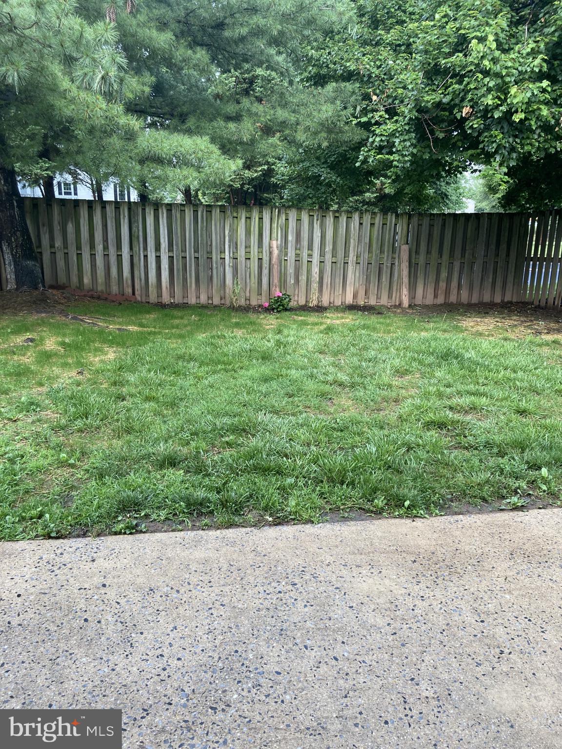 HILLCREST ORCHARDS - Residential