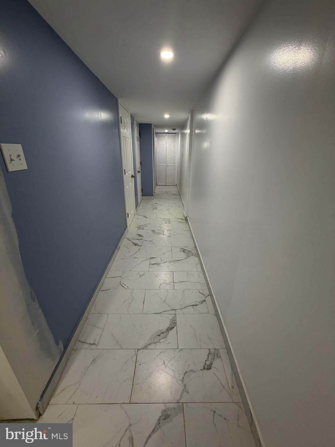 WEST OAK LANE - Residential