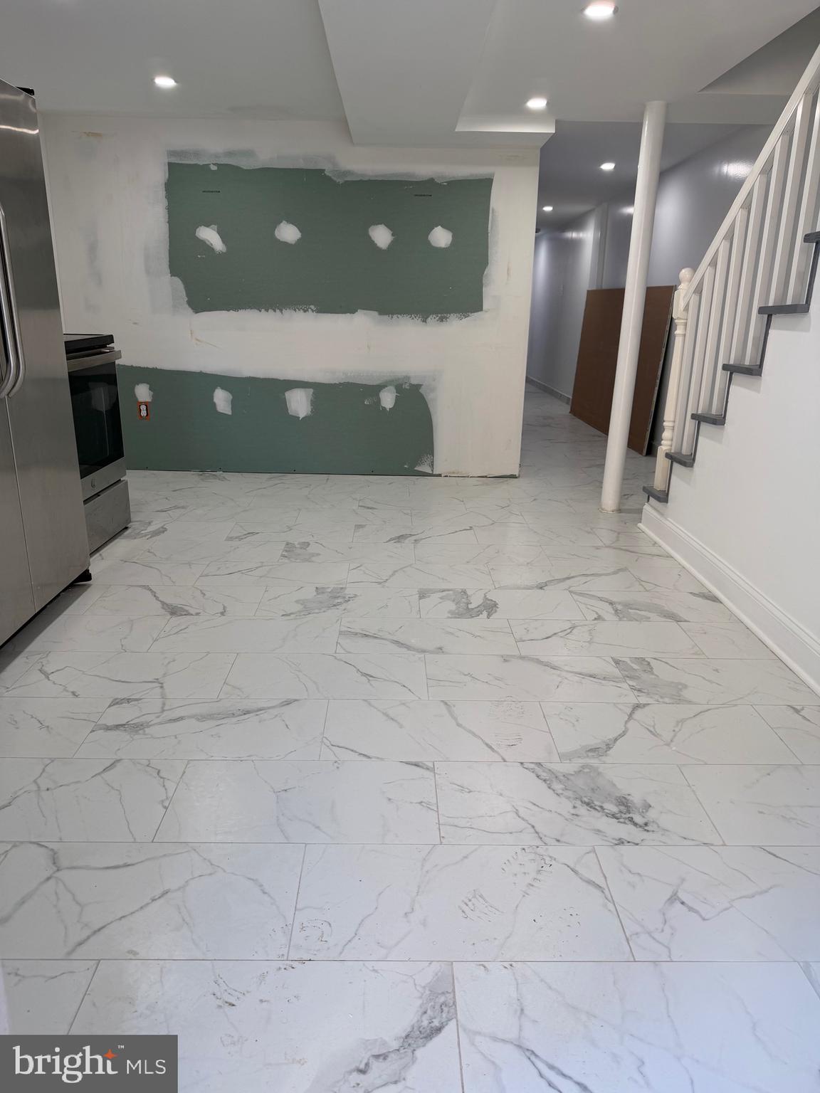 WEST OAK LANE - Residential