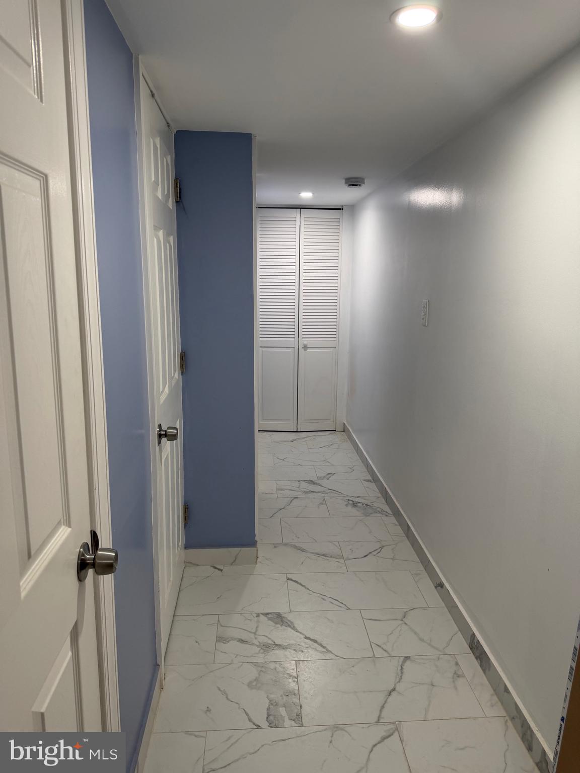 WEST OAK LANE - Residential