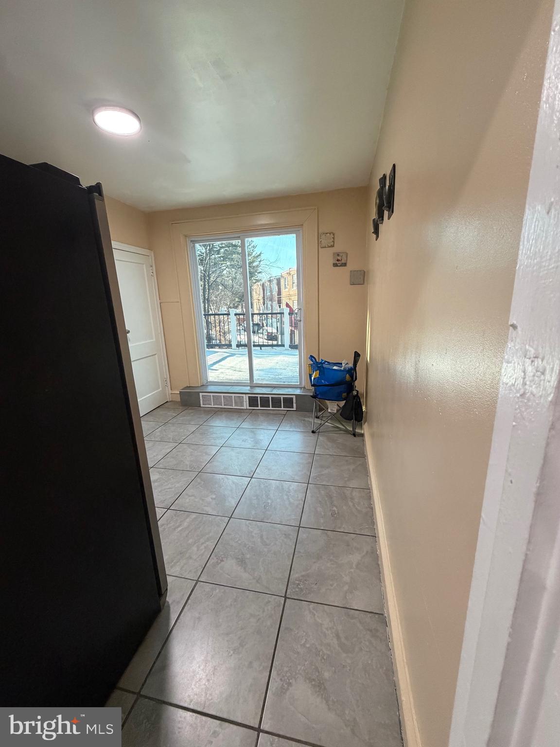 WEST OAK LANE - Residential