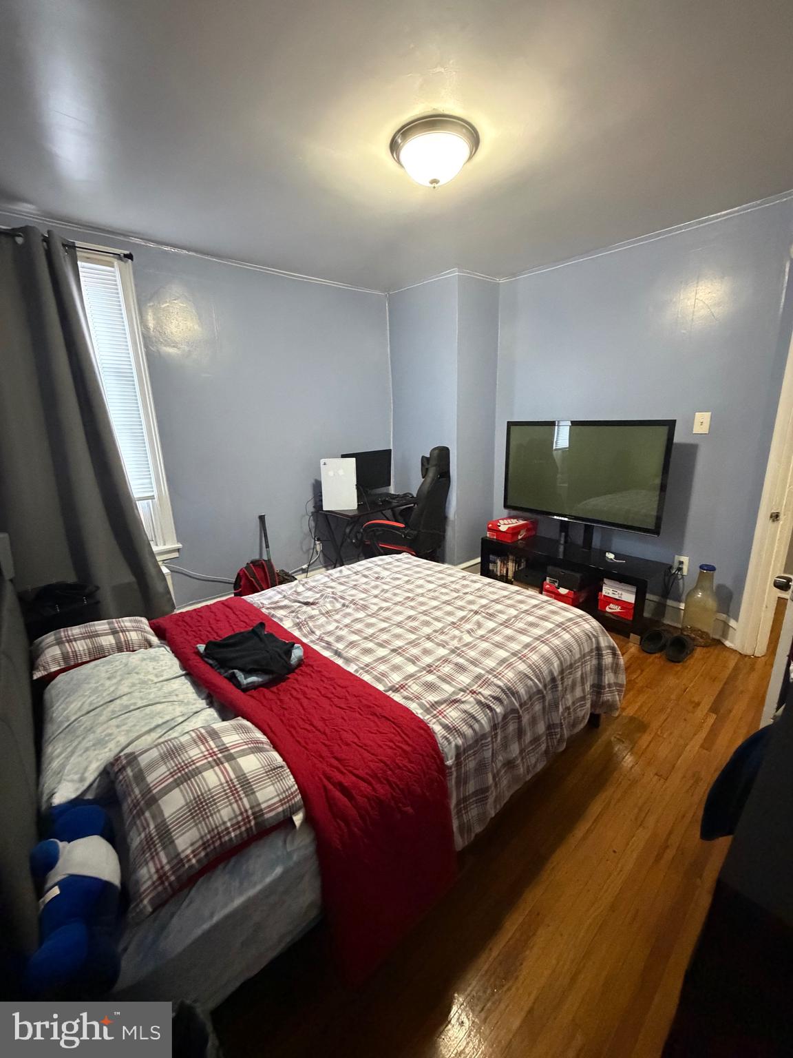 WEST OAK LANE - Residential