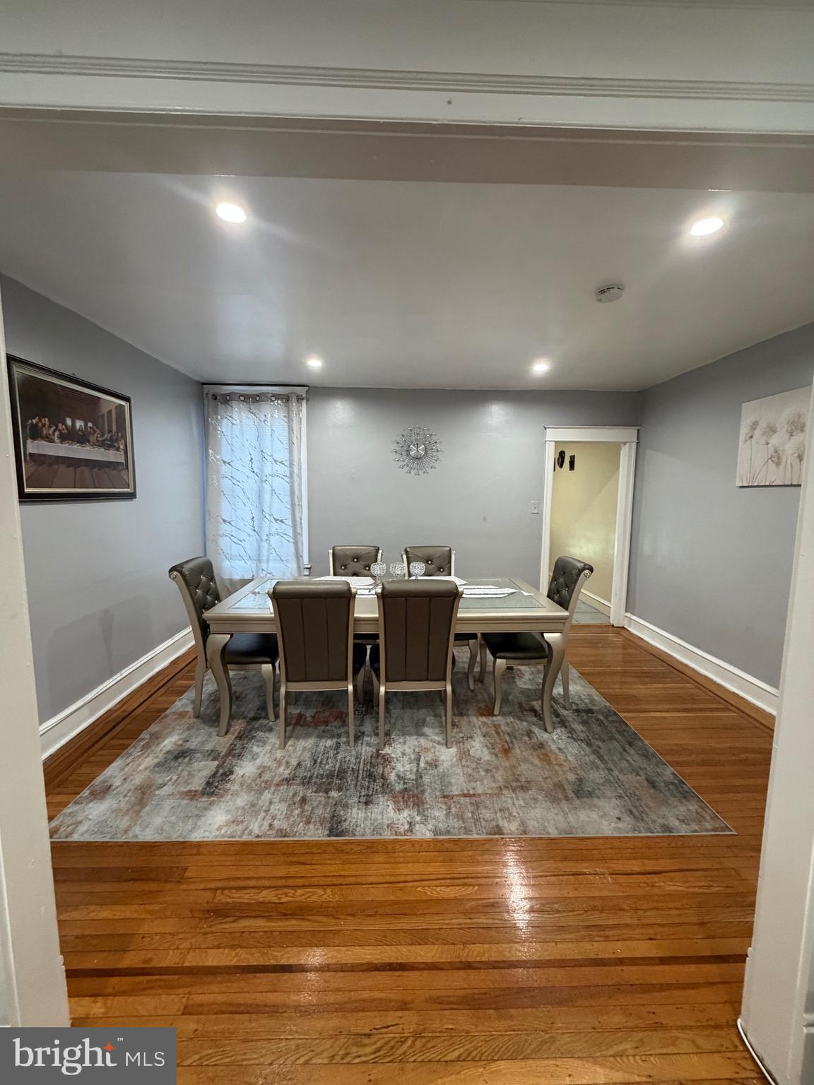 WEST OAK LANE - Residential