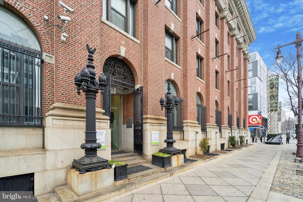 Photo of 1100 S Broad Street #706B, PHILADELPHIA, PA 19146 (MLS # PAPH2565074)