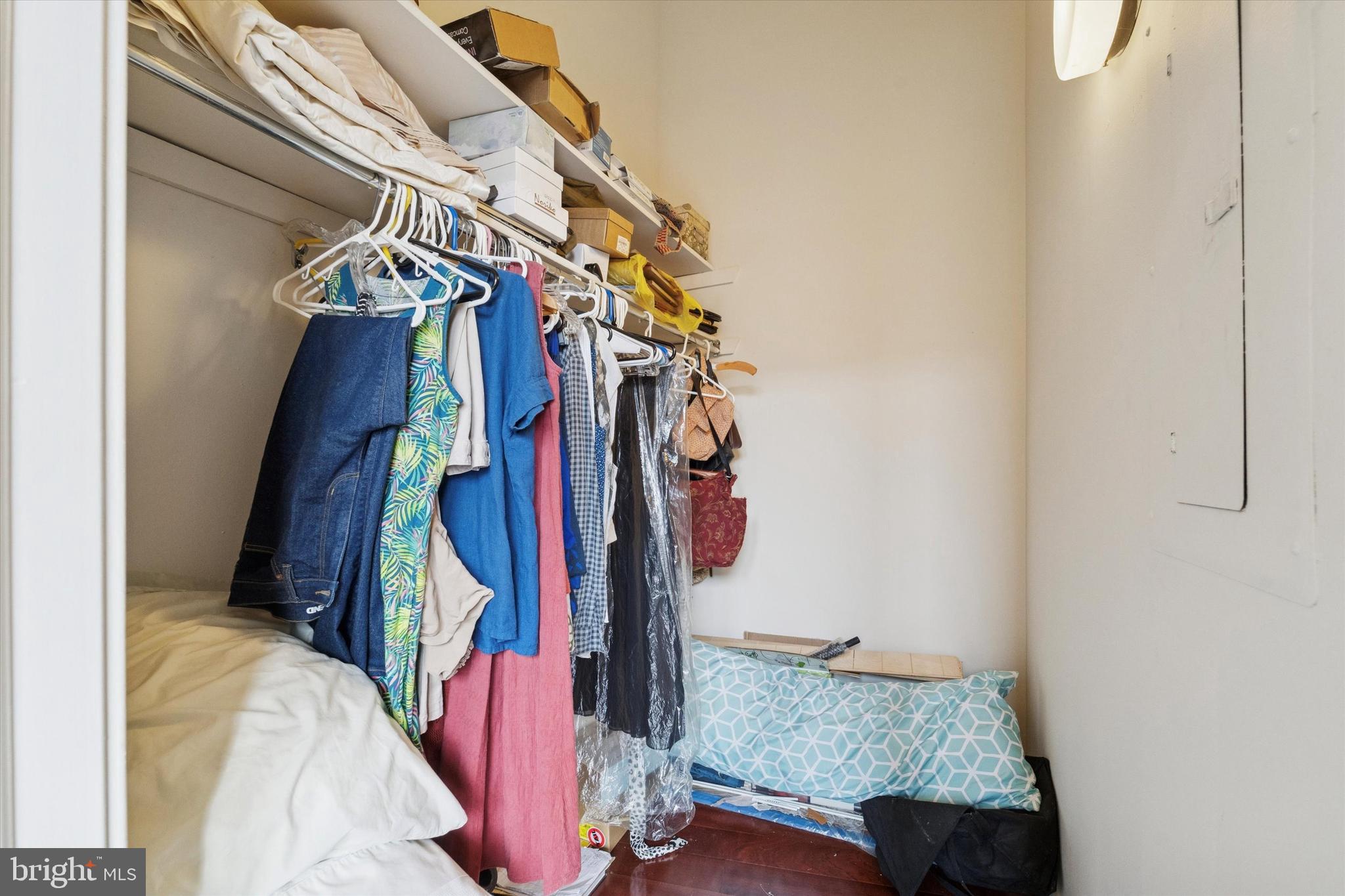 GRADUATE HOSPITAL - Residential