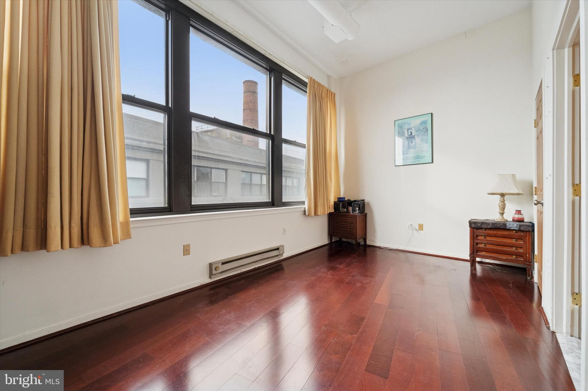 GRADUATE HOSPITAL - Residential