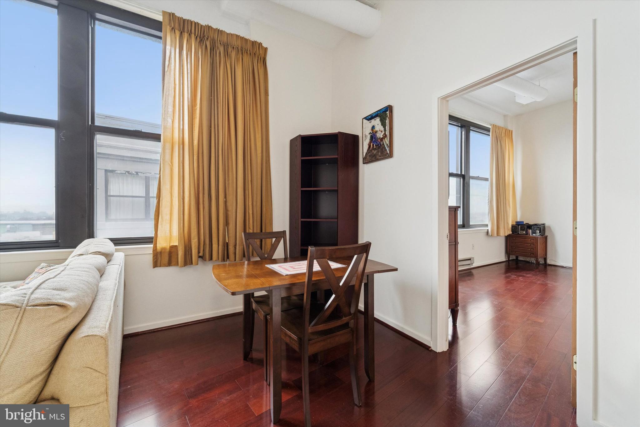 GRADUATE HOSPITAL - Residential