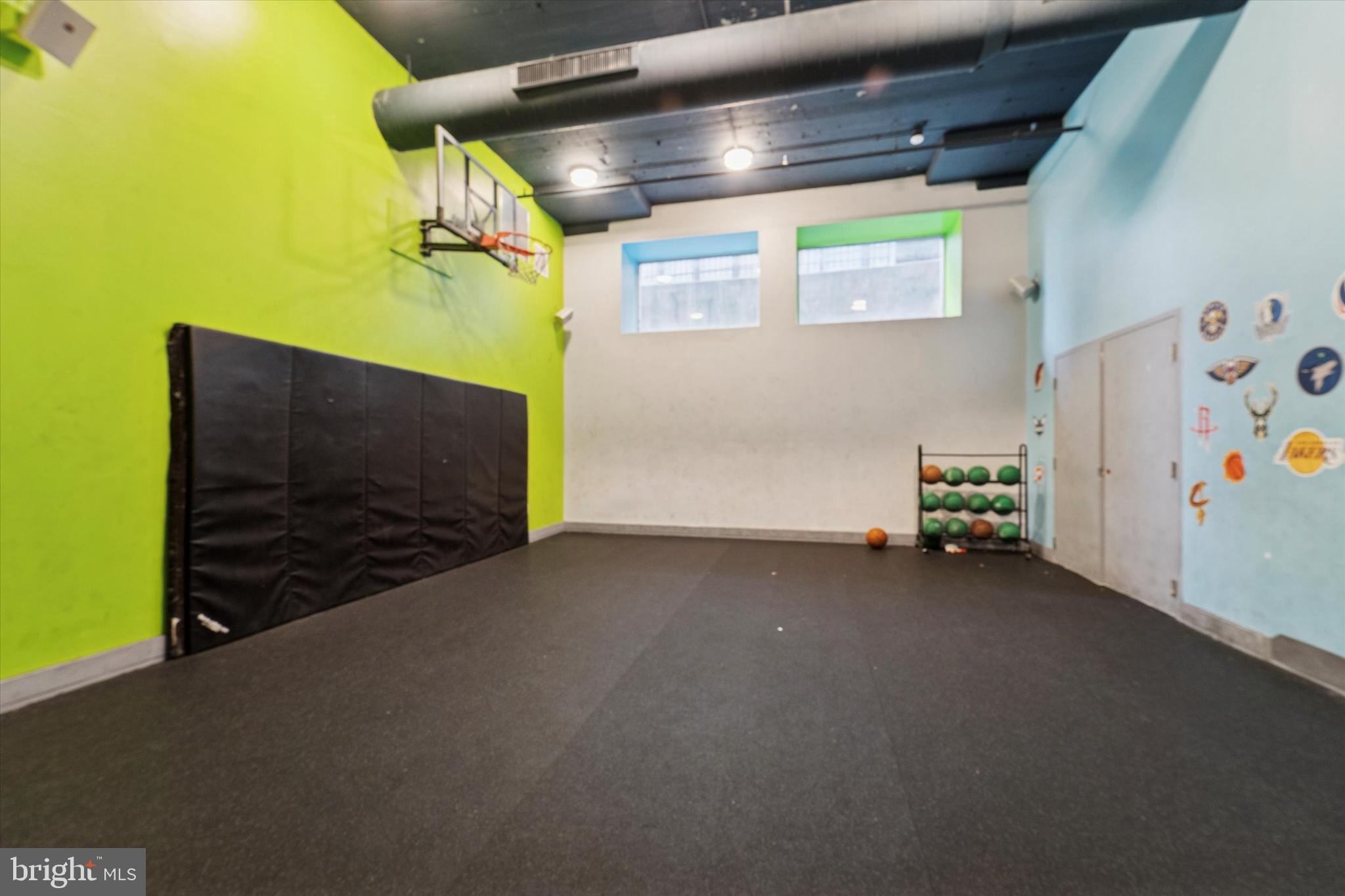 GRADUATE HOSPITAL - Residential