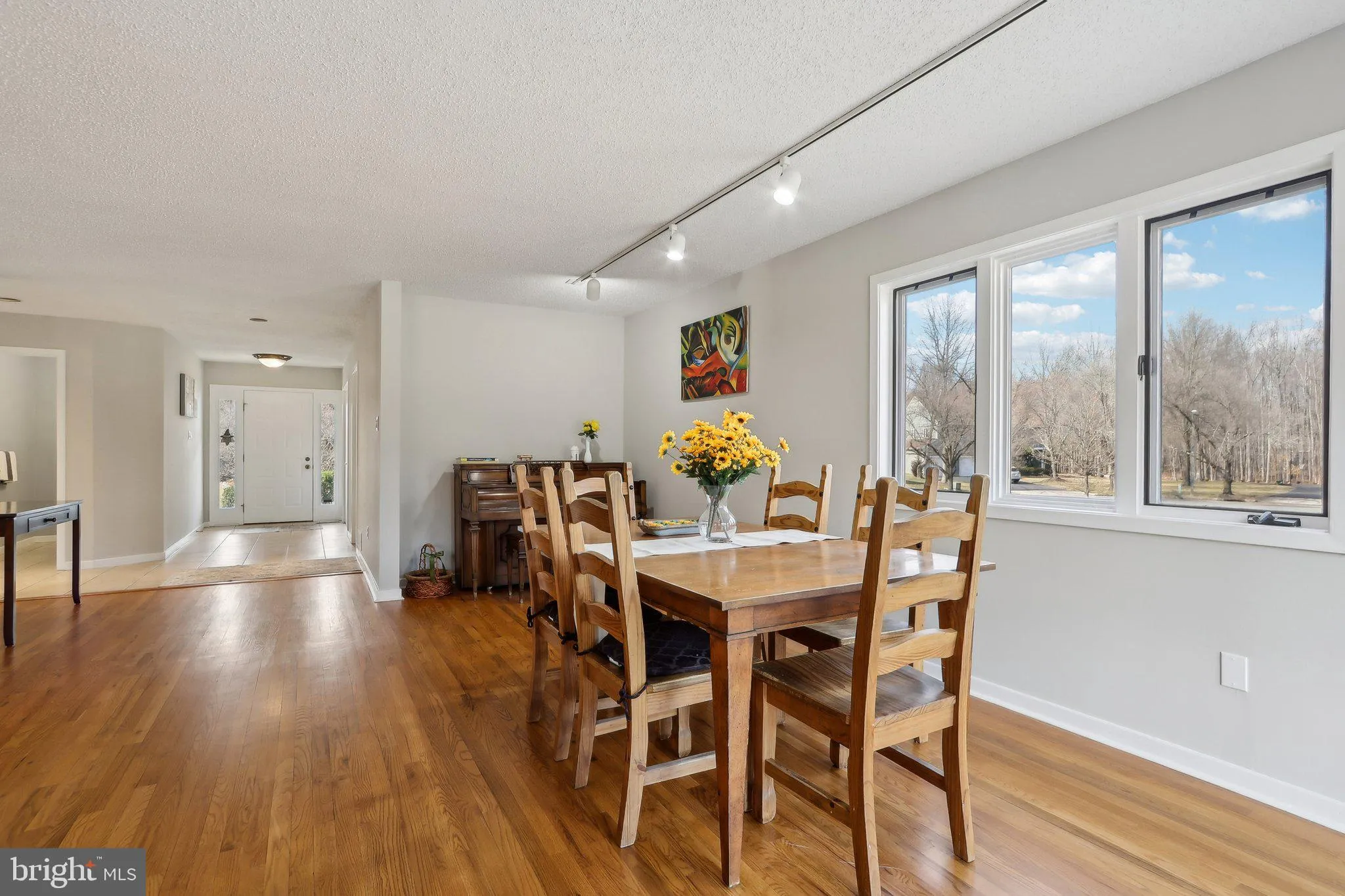 West Windsor, New Jersey 08550, United States, 5 Bedrooms Bedrooms, ,3 BathroomsBathrooms,Residential,Contingent,88209