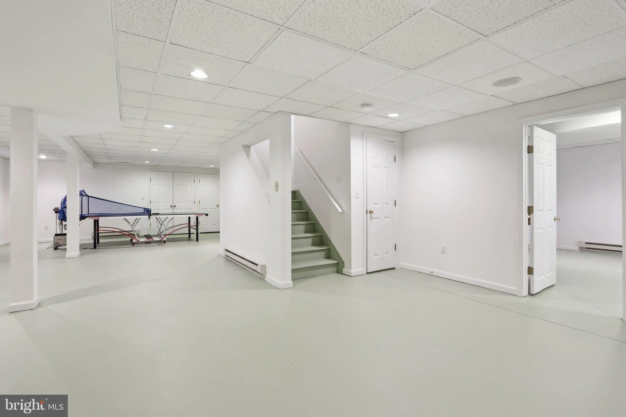 West Windsor, New Jersey 08550, United States, 5 Bedrooms Bedrooms, ,3 BathroomsBathrooms,Residential,Contingent,88209