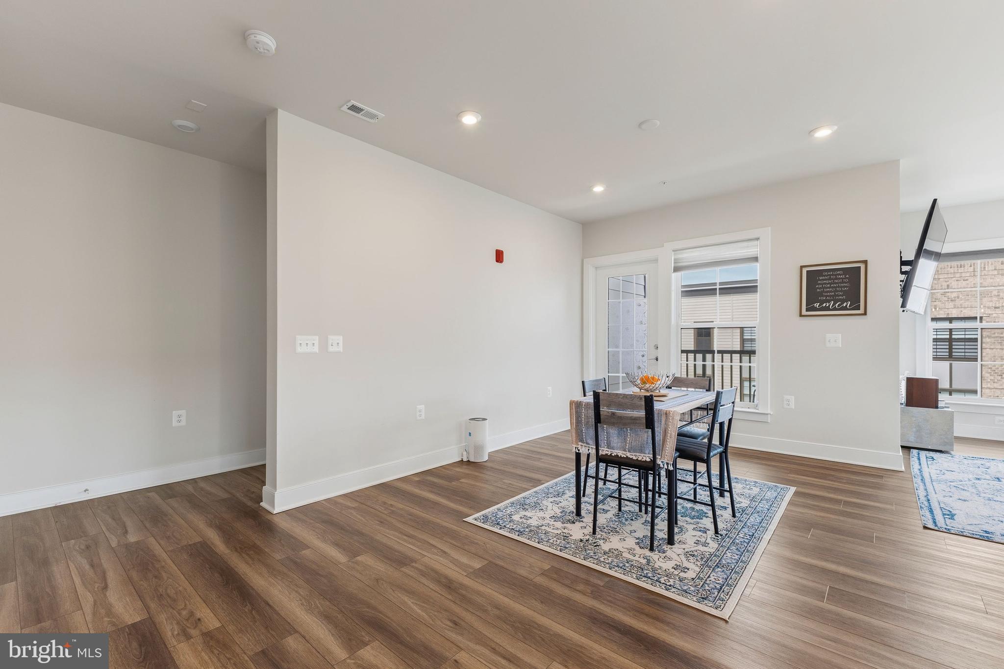 NATIONAL HARBOR - Residential