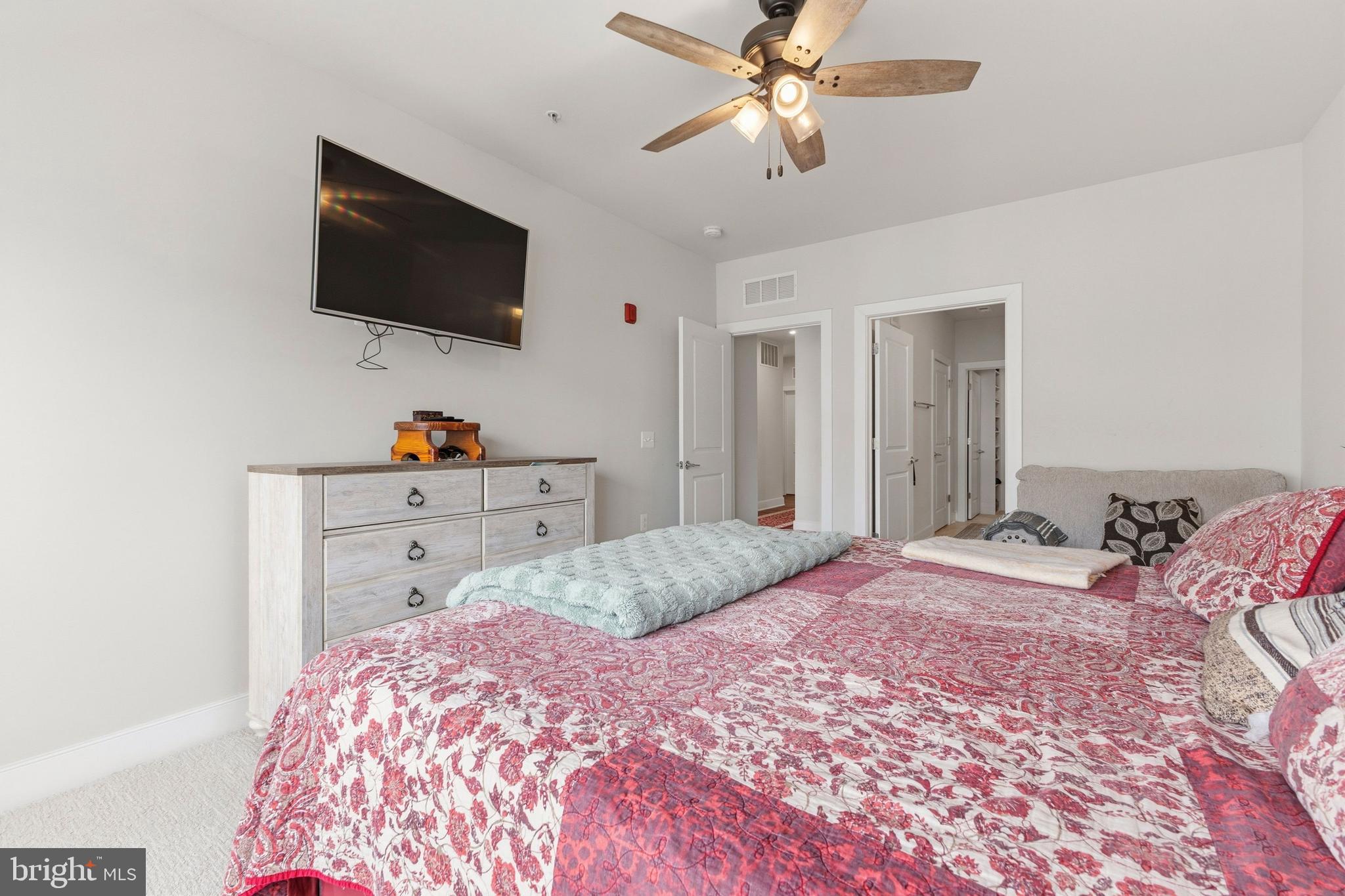 NATIONAL HARBOR - Residential